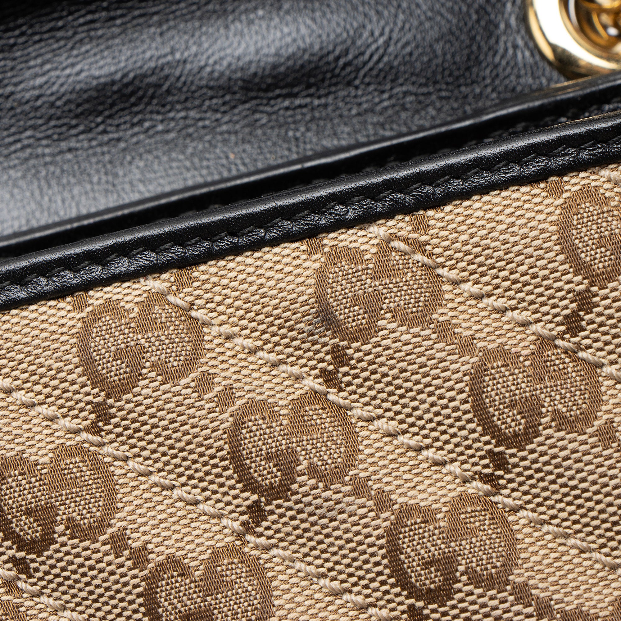 Gucci Matelasse GG Canvas GG Marmont Medium Flap Bag