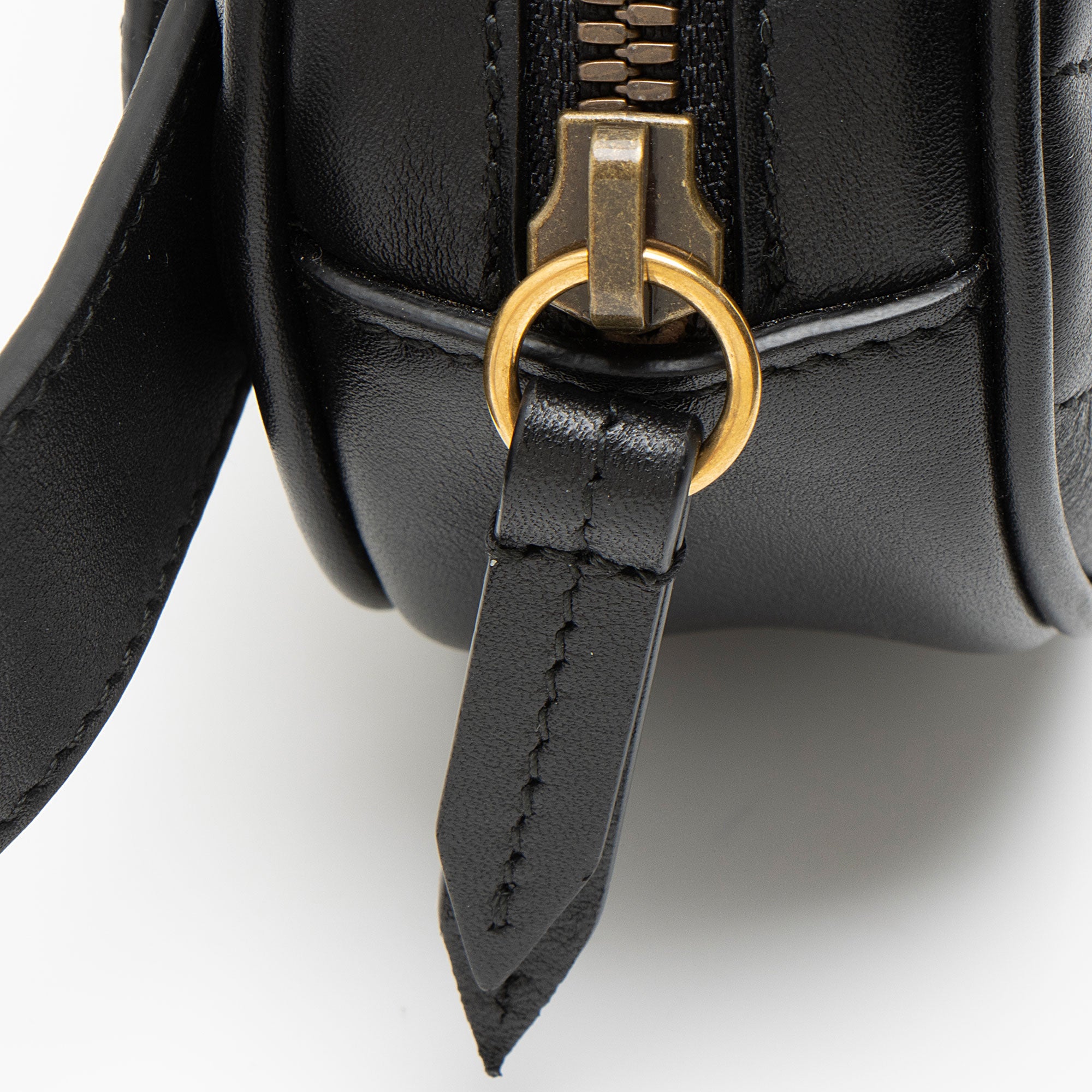 Gucci Matelasse Leather GG Marmont Belt Bag - Size 34 / 85