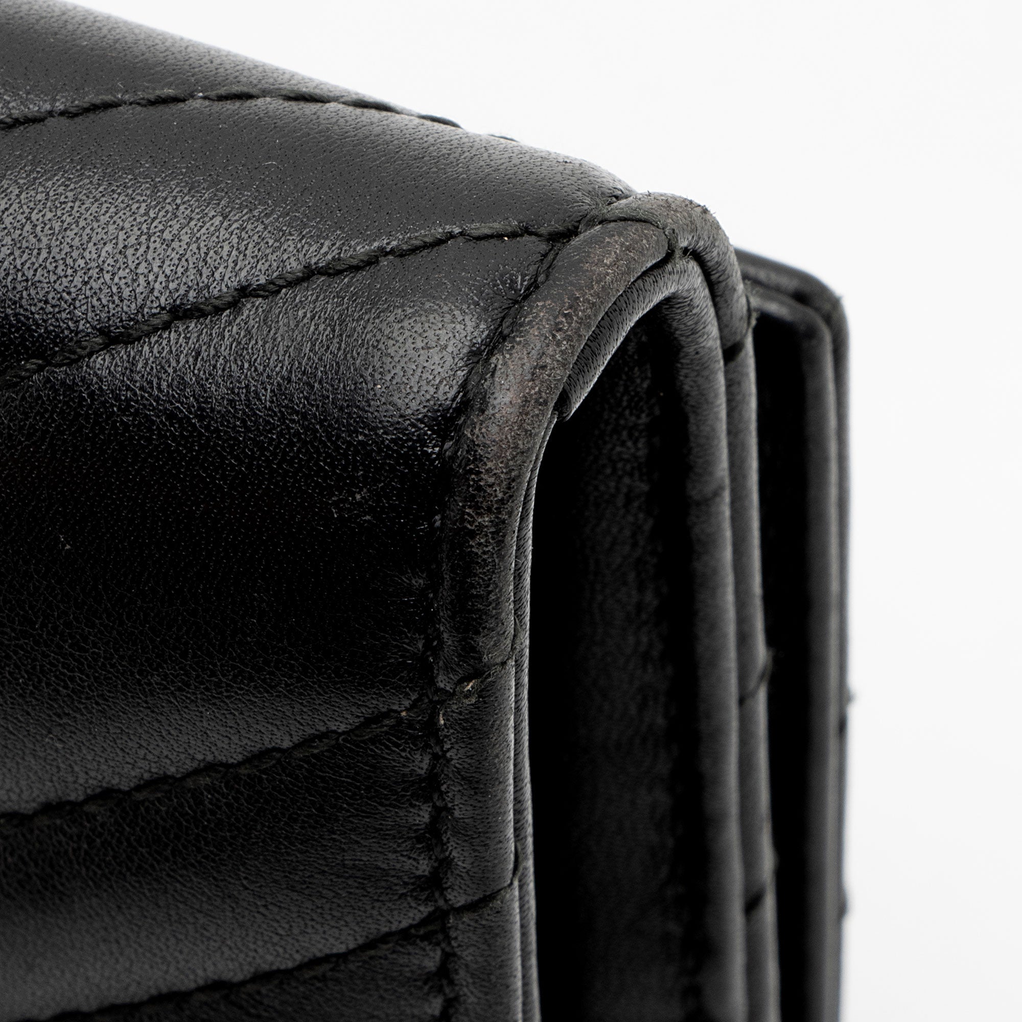 Gucci Matelasse Leather GG Marmont Continental Wallet