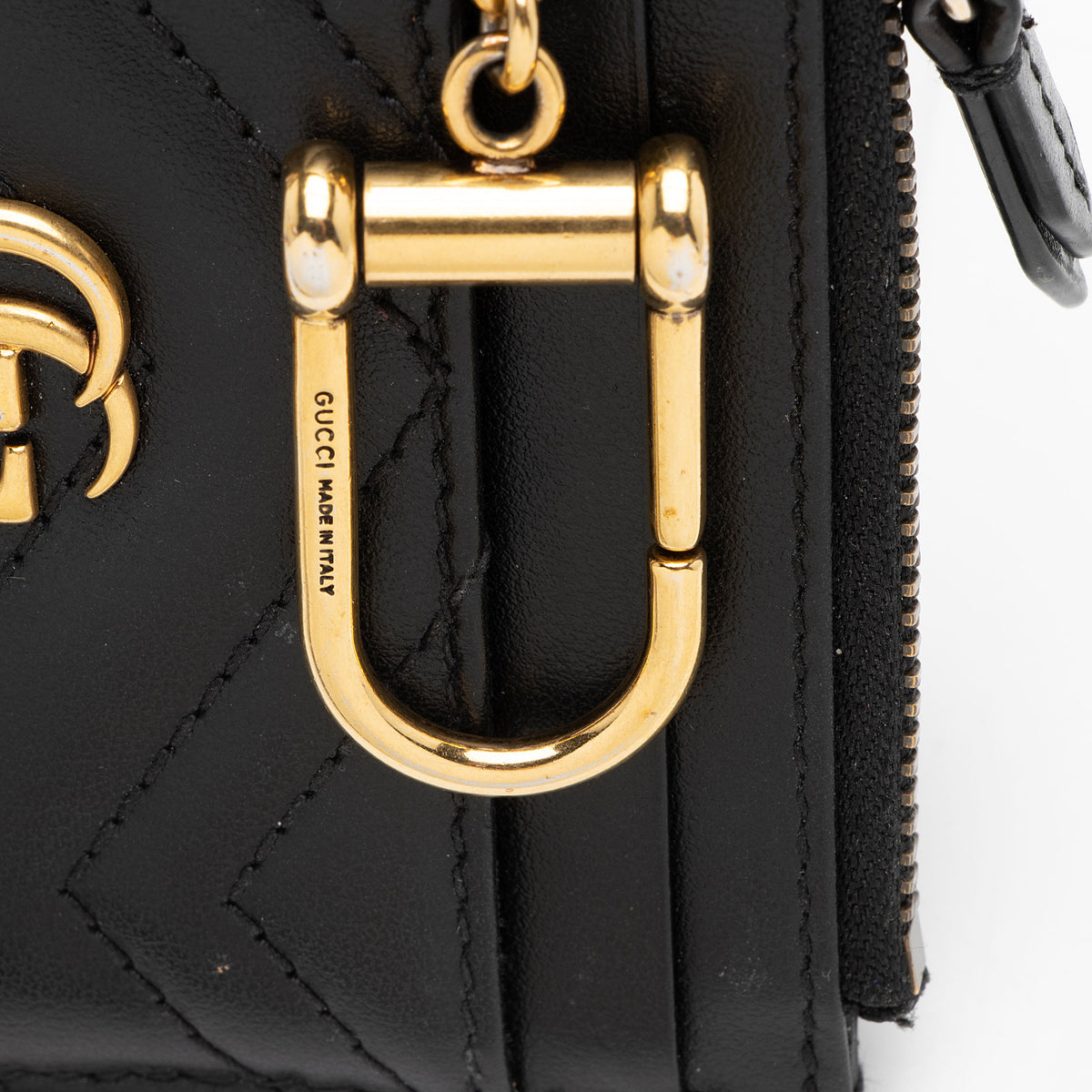 Gucci Matelasse Leather GG Marmont Keychain Card Holder