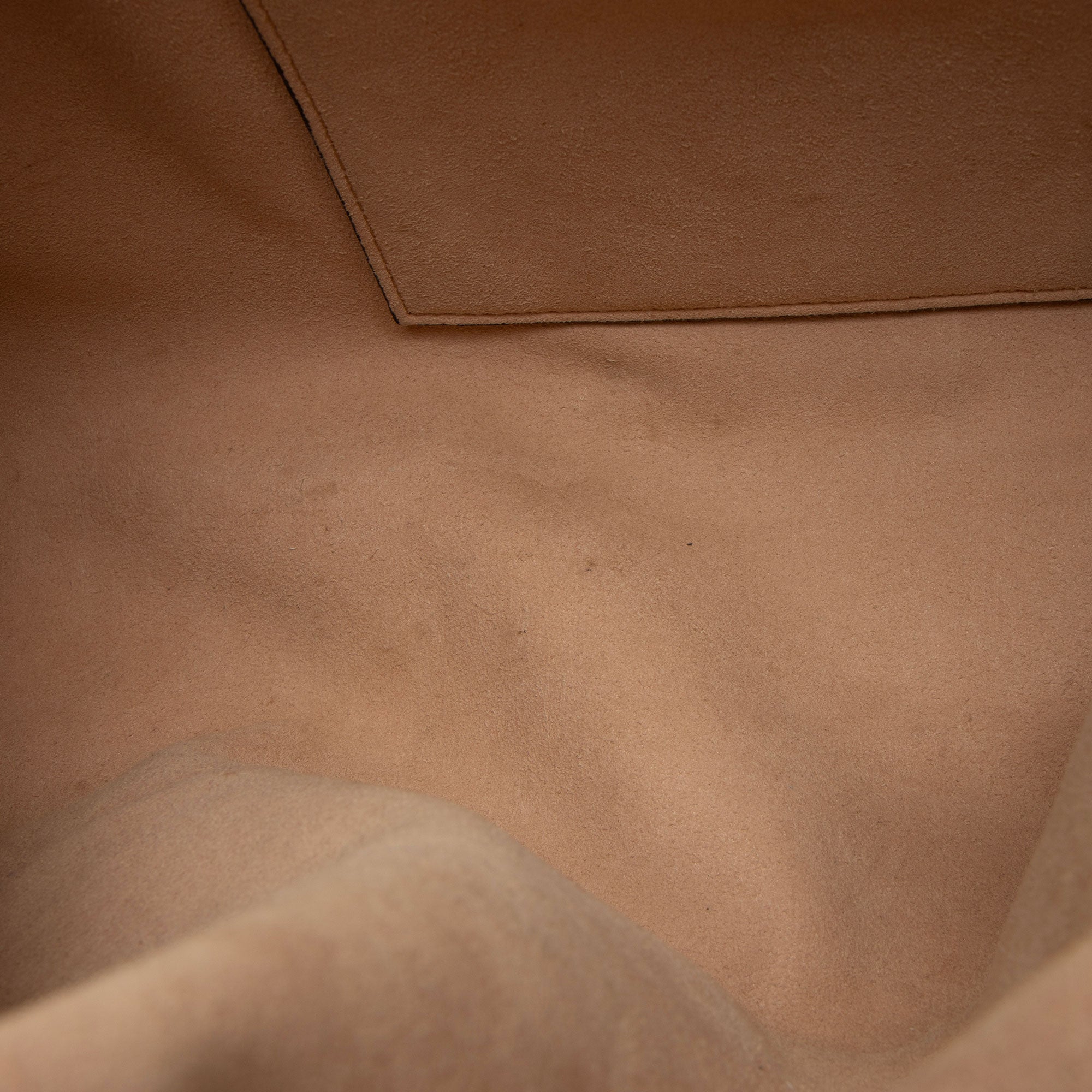 Gucci Matelasse Leather GG Marmont Large Flap Bag