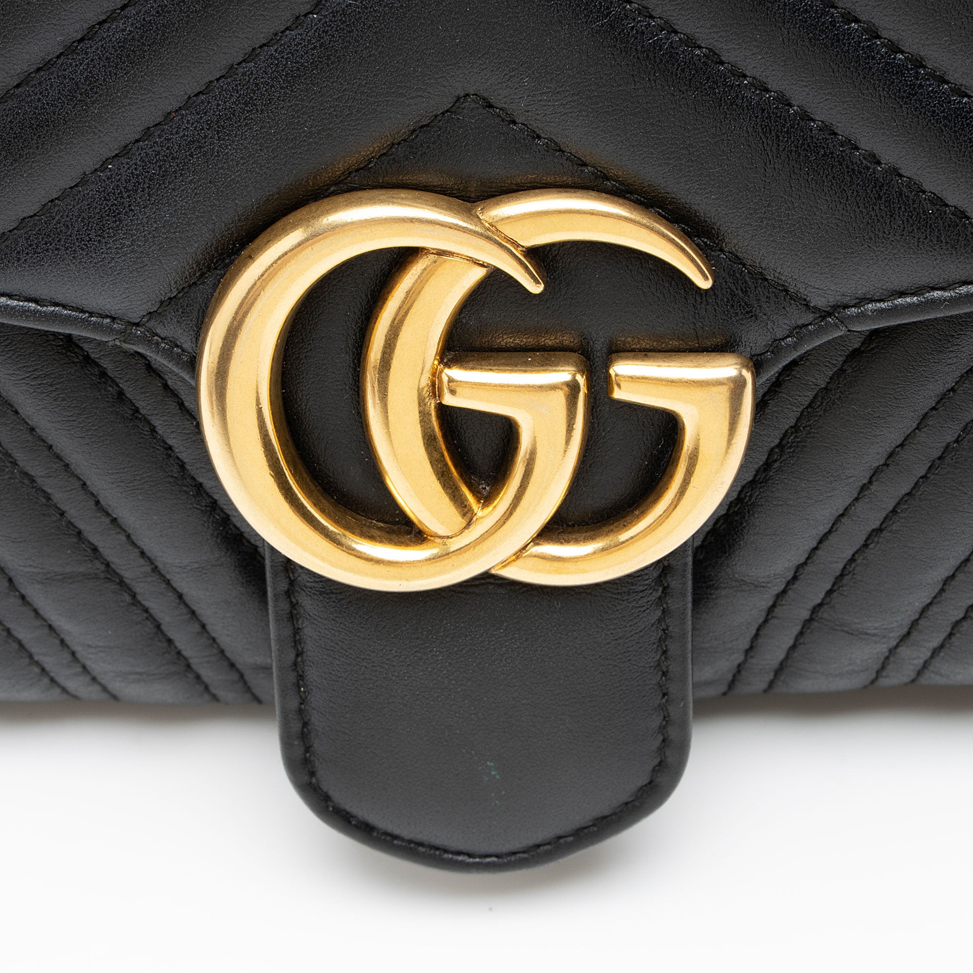 Gucci Matelasse Leather GG Marmont Medium Flap Bag