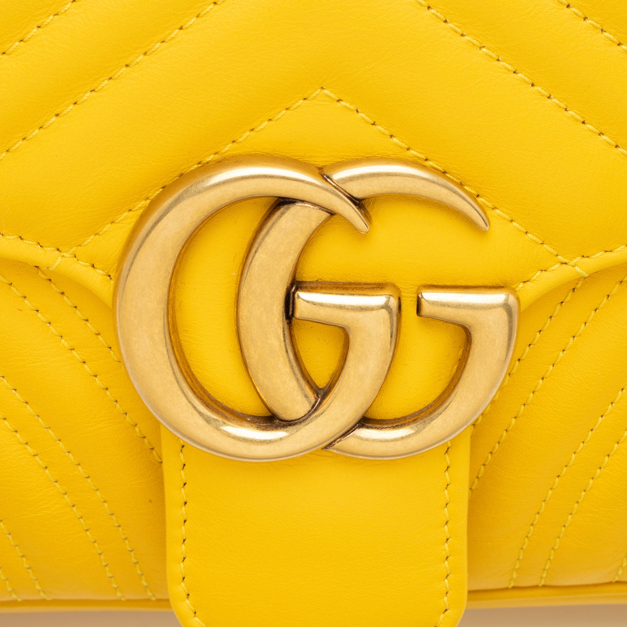 Gucci Matelasse Leather GG Marmont Medium Flap Bag