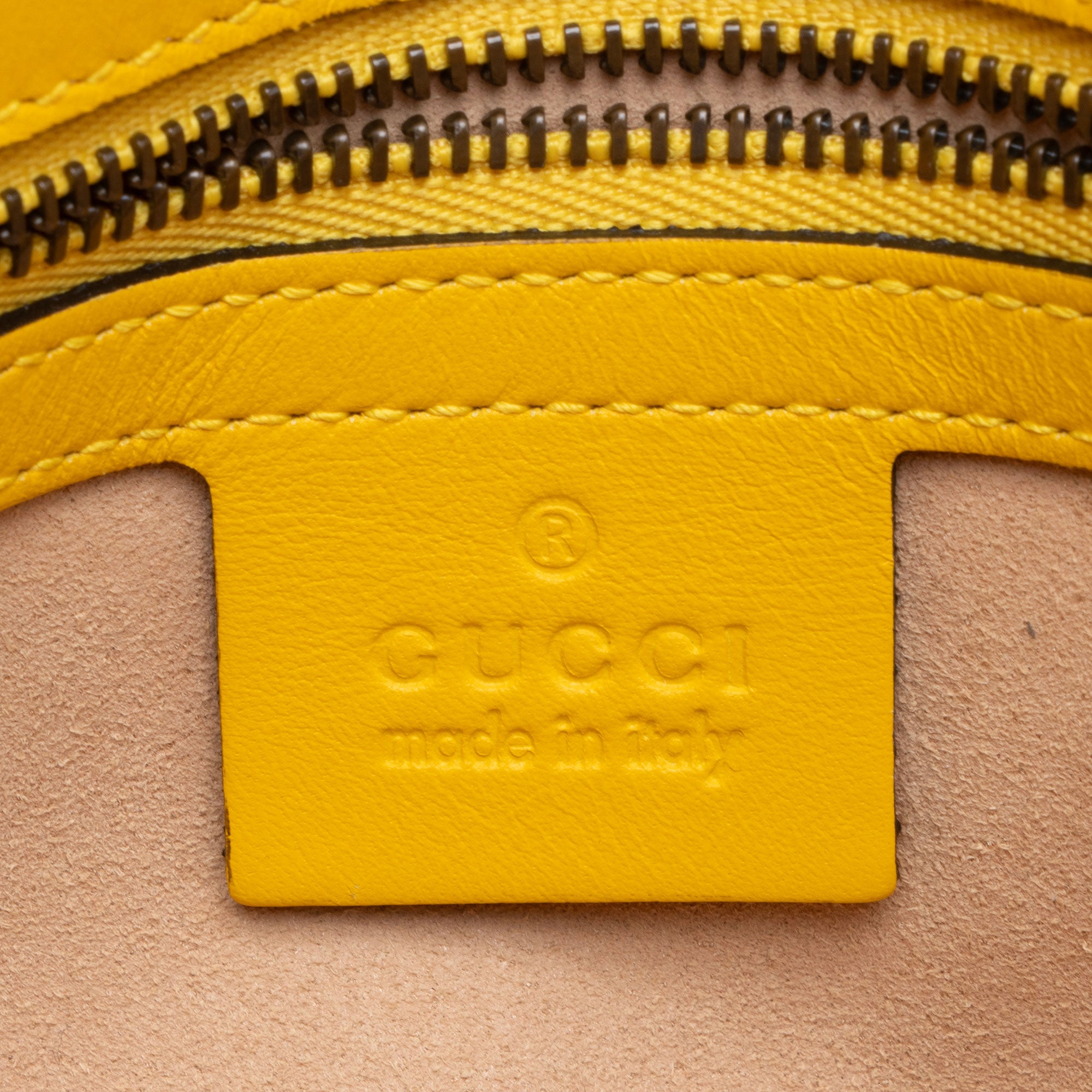 Gucci Matelasse Leather GG Marmont Medium Flap Bag