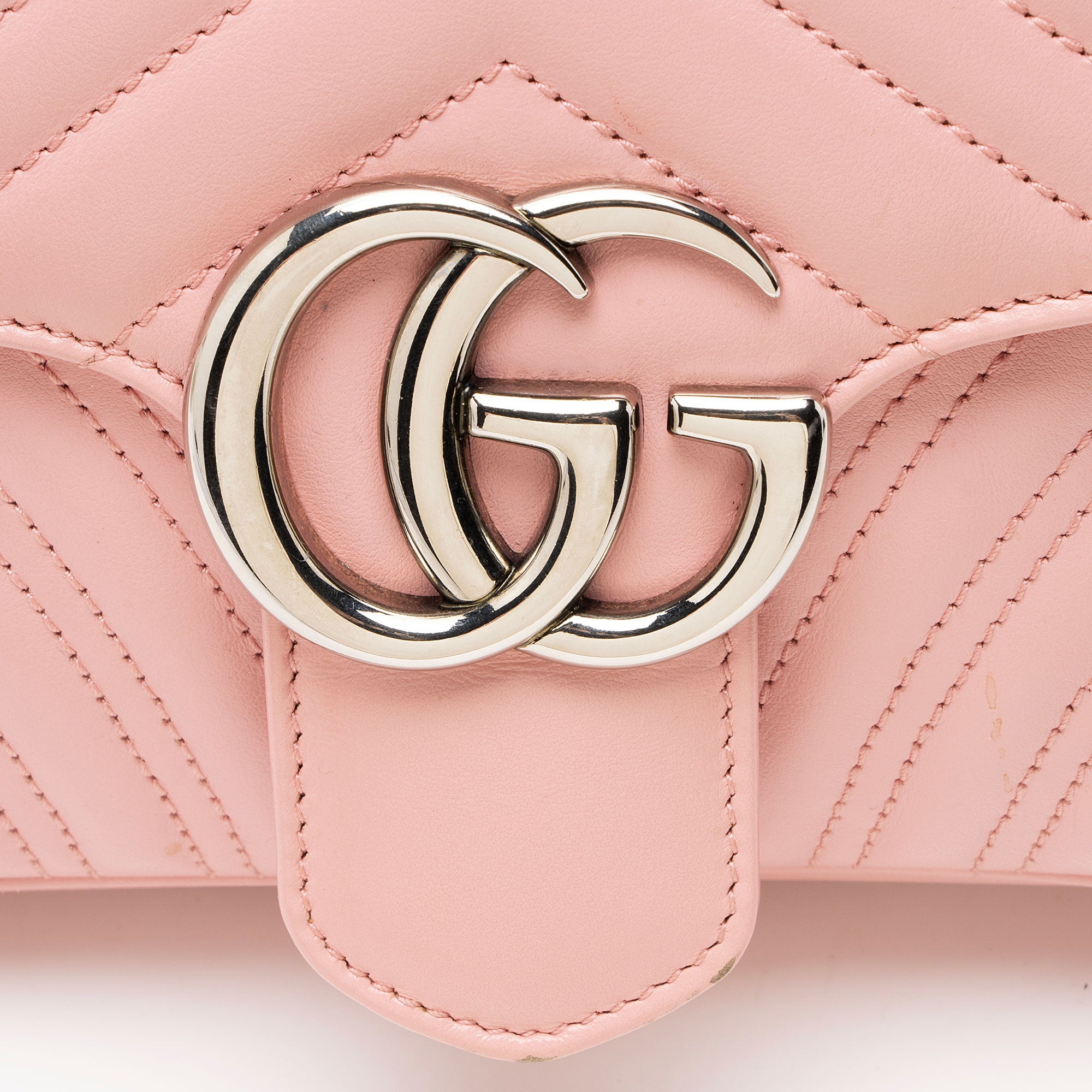 Gucci Matelasse Leather GG Marmont Medium Flap Bag