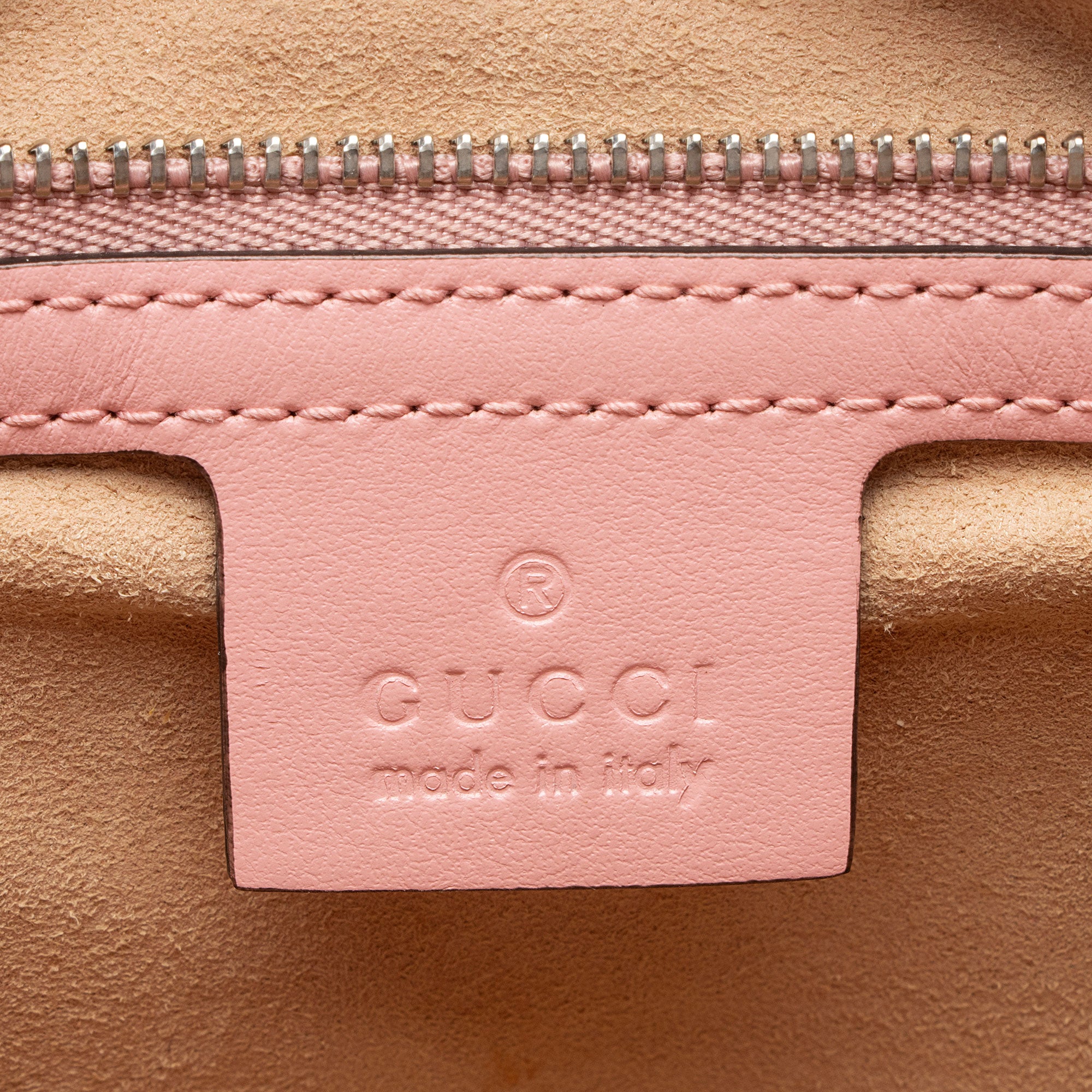 Gucci Matelasse Leather GG Marmont Medium Flap Bag