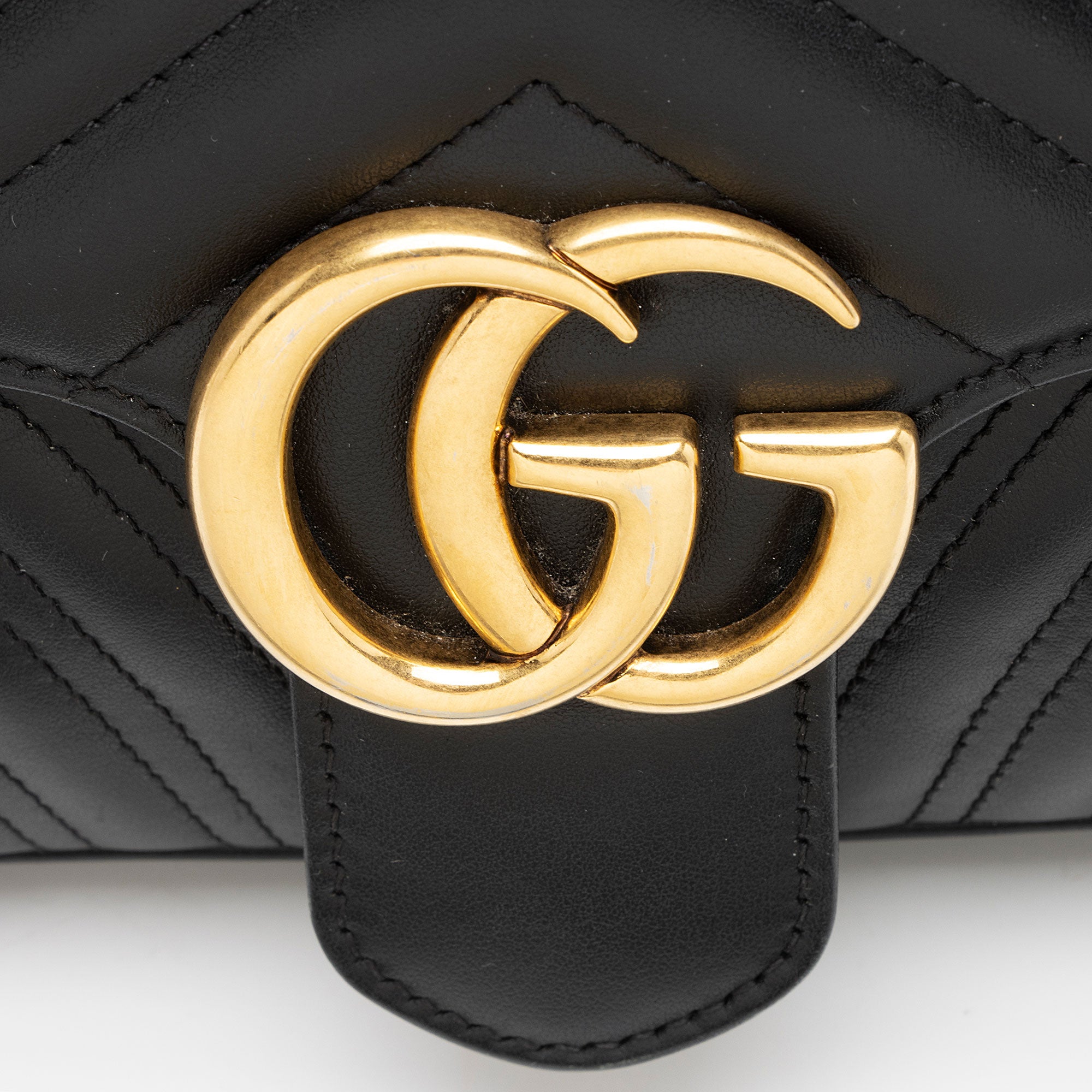 Gucci Matelasse Leather GG Marmont Medium Flap Bag