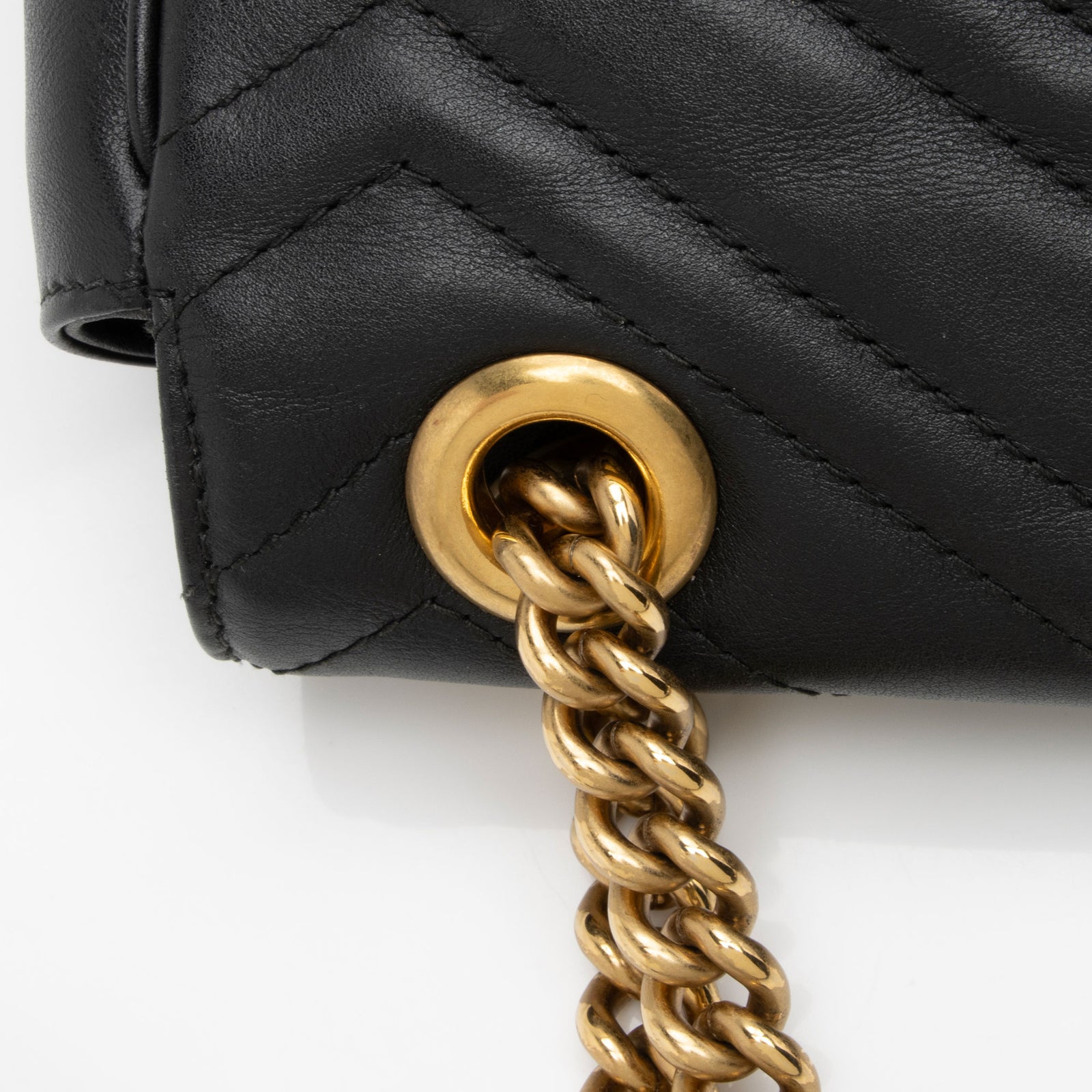 Gucci Matelasse Leather GG Marmont Medium Flap Shoulder Bag SHF VhM2j LuxeDH