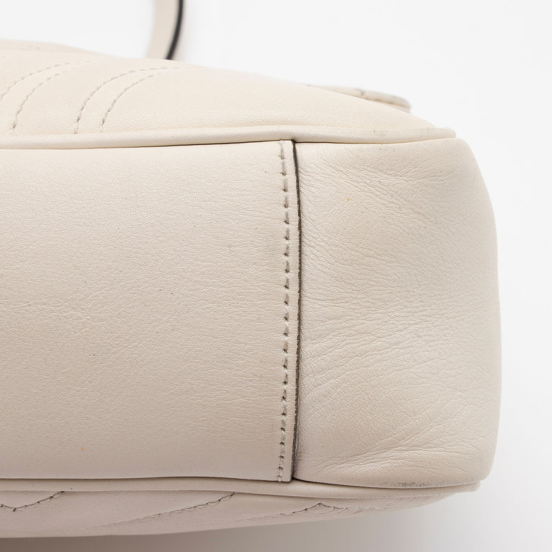 Gucci Matelasse Leather GG Marmont Medium Shoulder Bag (SHF-vZzq6k)
