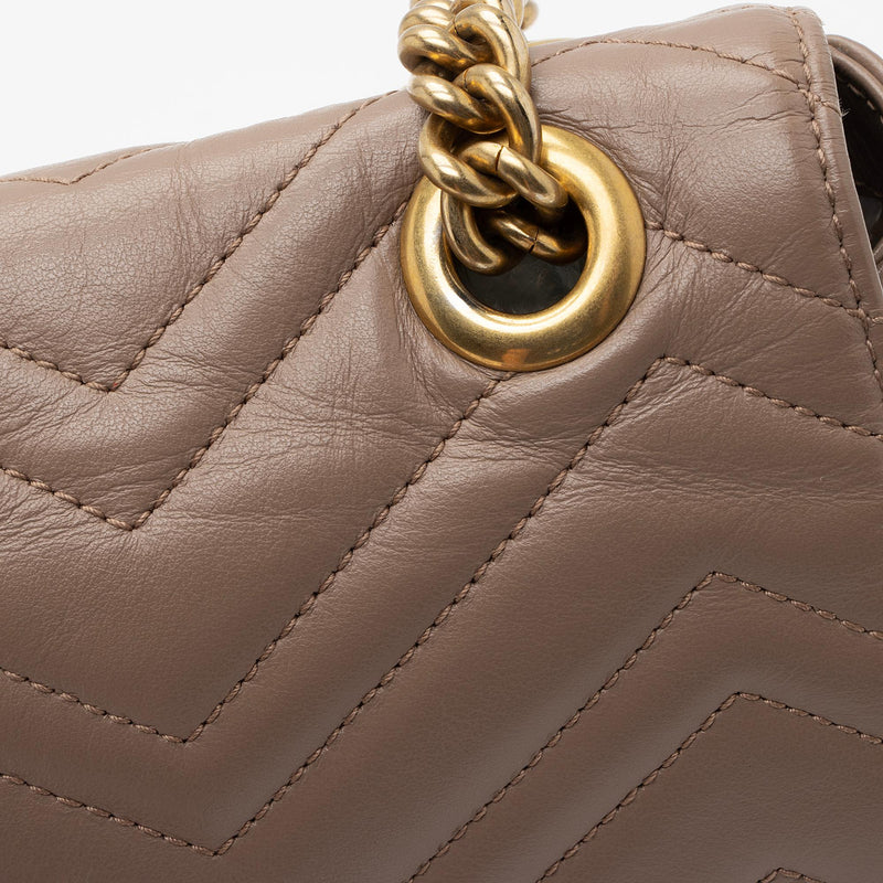 Gucci GG Marmont Matelassé Chevron Leather Shoulder Bag in Brown