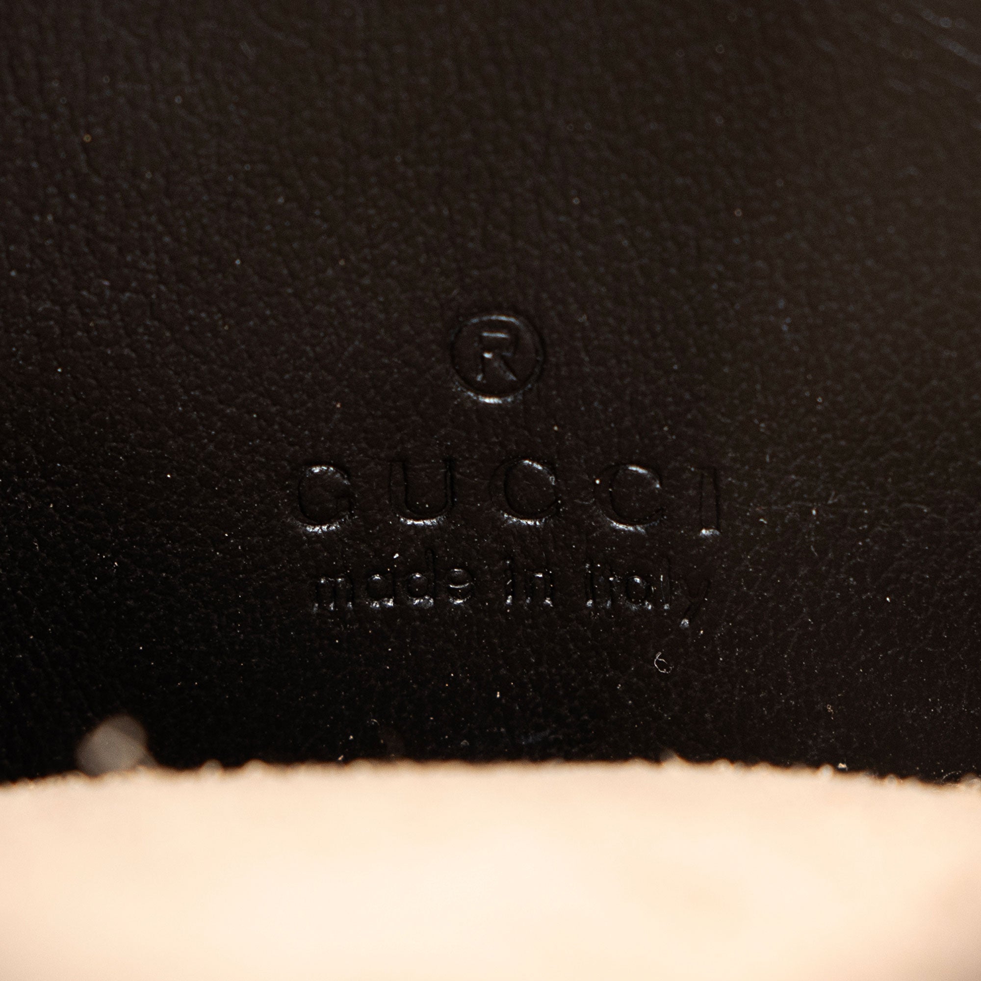 Gucci Matelasse Leather GG Marmont Mini Bucket Bag