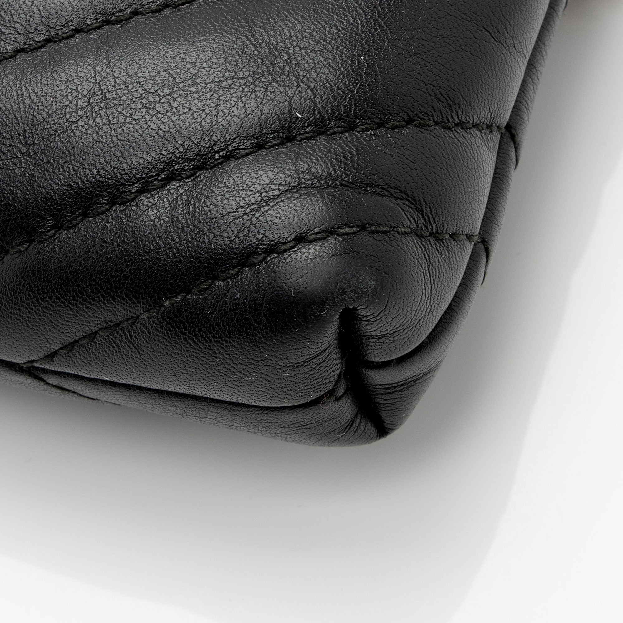 Gucci Matelasse Leather GG Marmont Mini Chain Bag (SHF-CwKDsc)