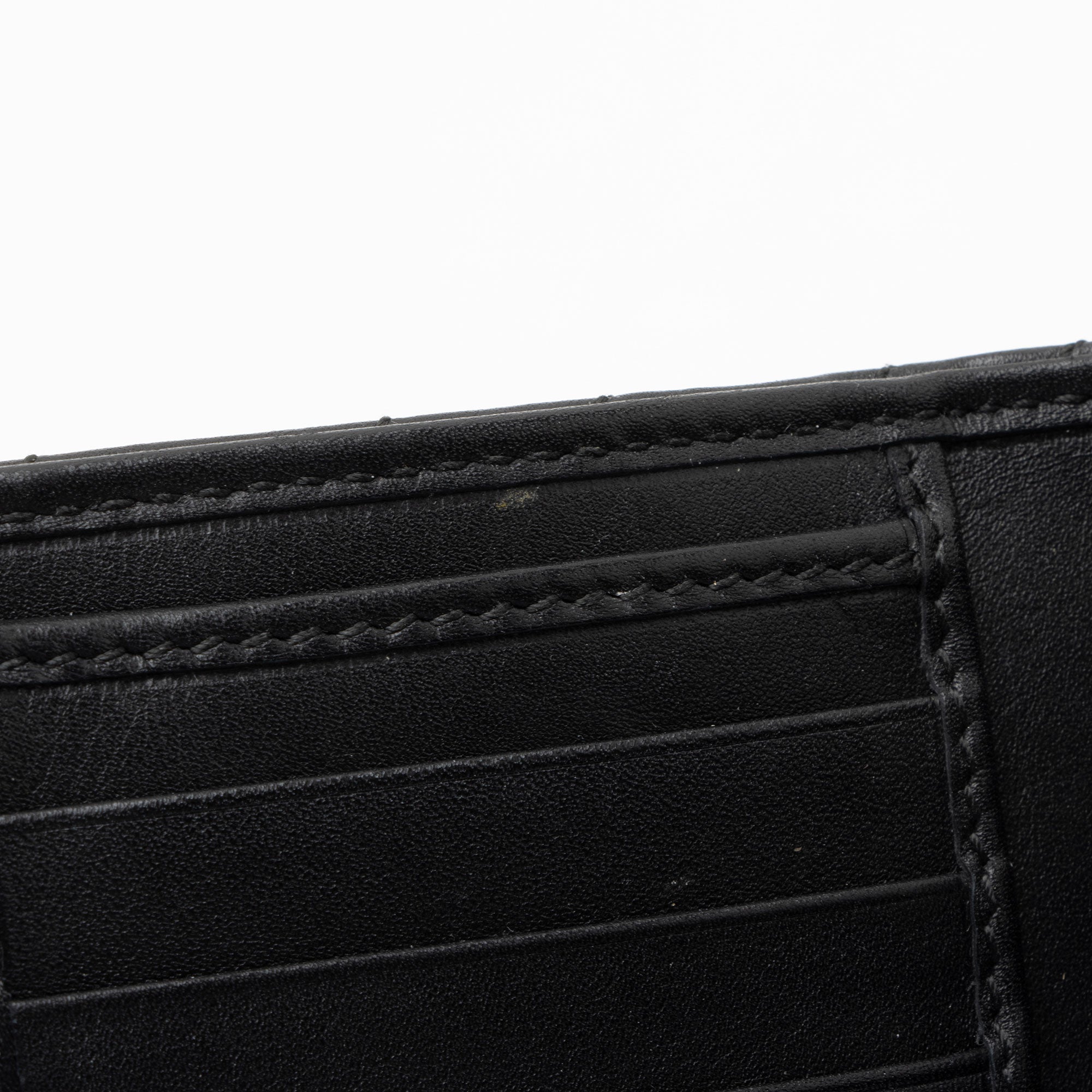 Gucci Matelasse Leather GG Marmont Trifold Wallet