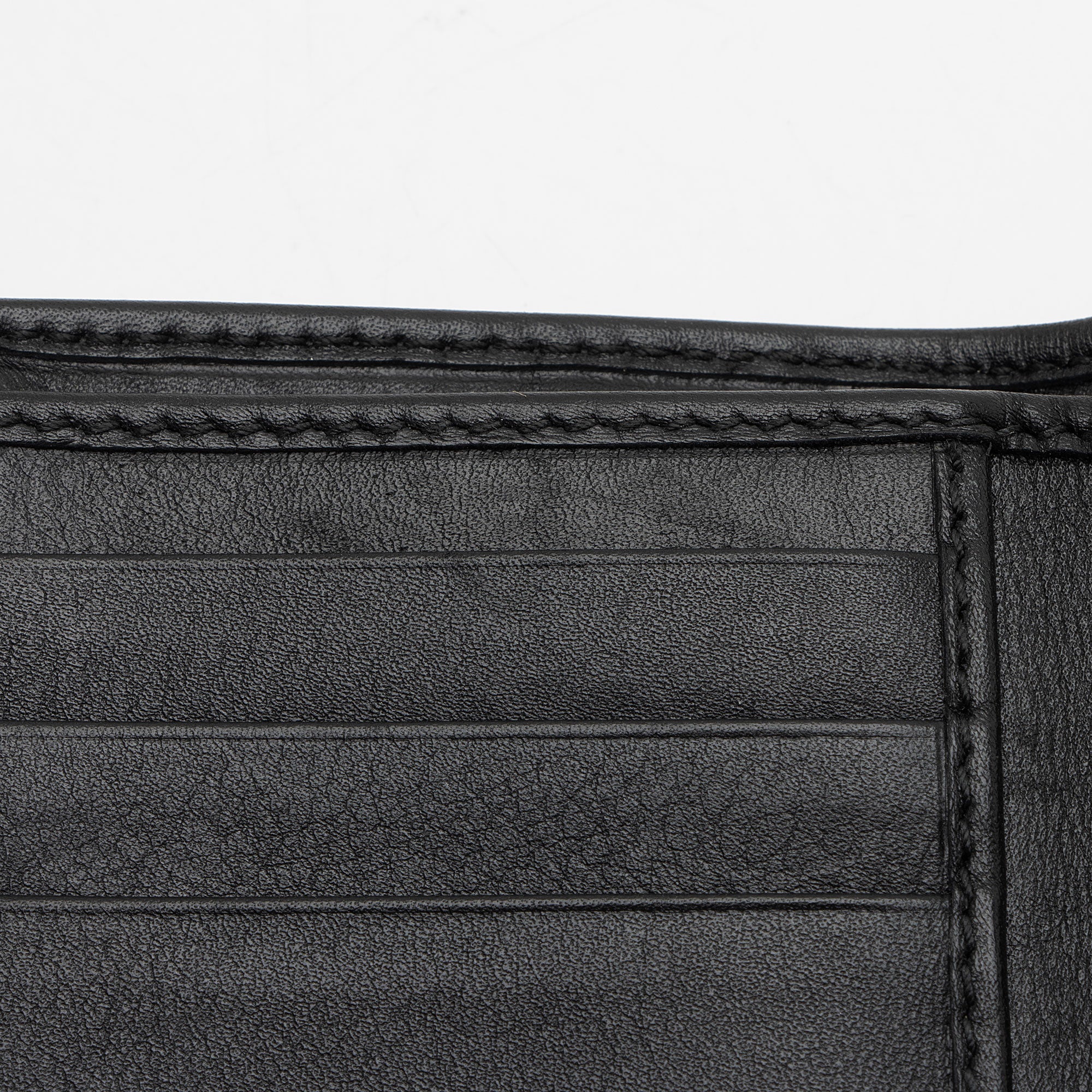 Gucci Matelasse Leather GG Marmont Trifold Wallet