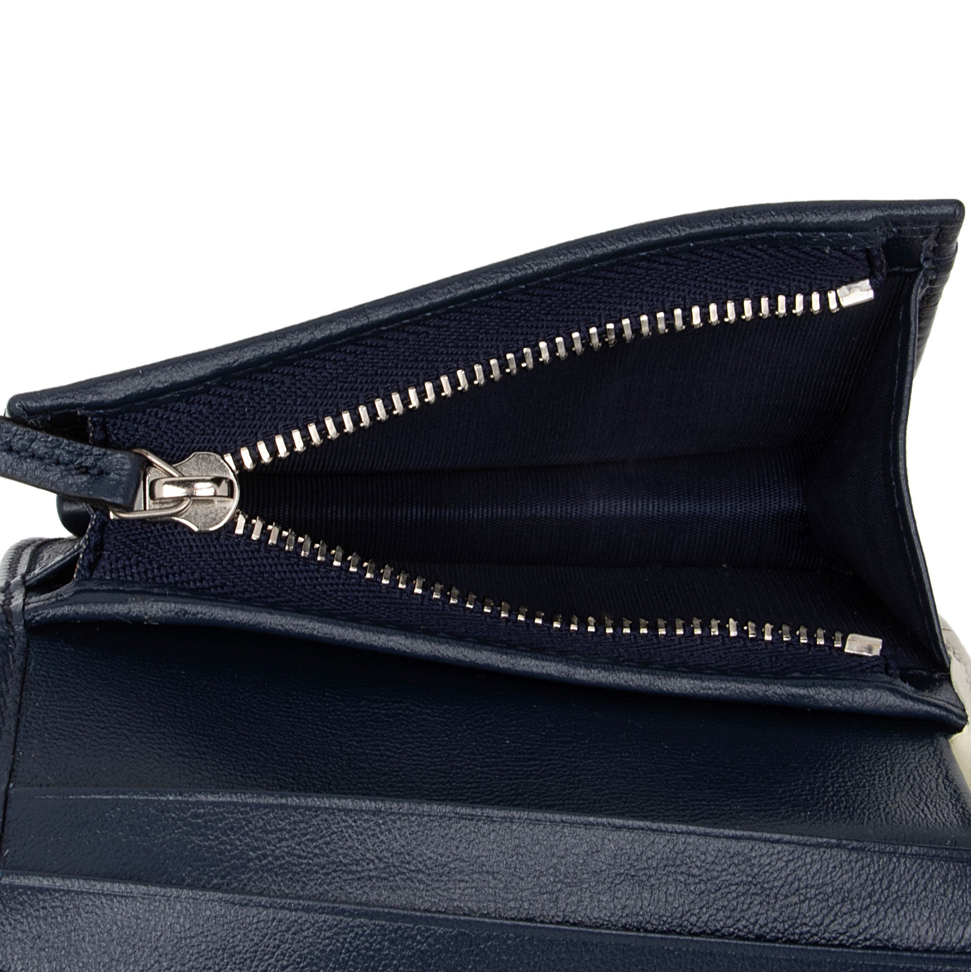 Gucci Matelasse Leather Torchon GG Marmont Card Case Wallet (SHF-ZIofPZ)