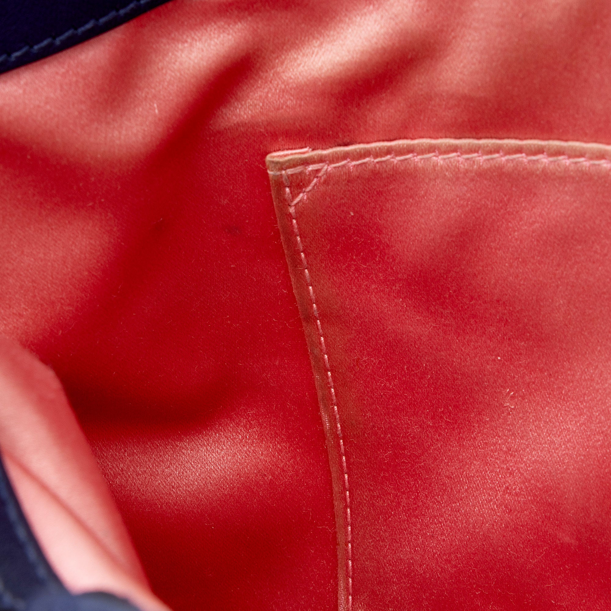 Gucci Matelasse Velvet GG Marmont Medium Shoulder Bag