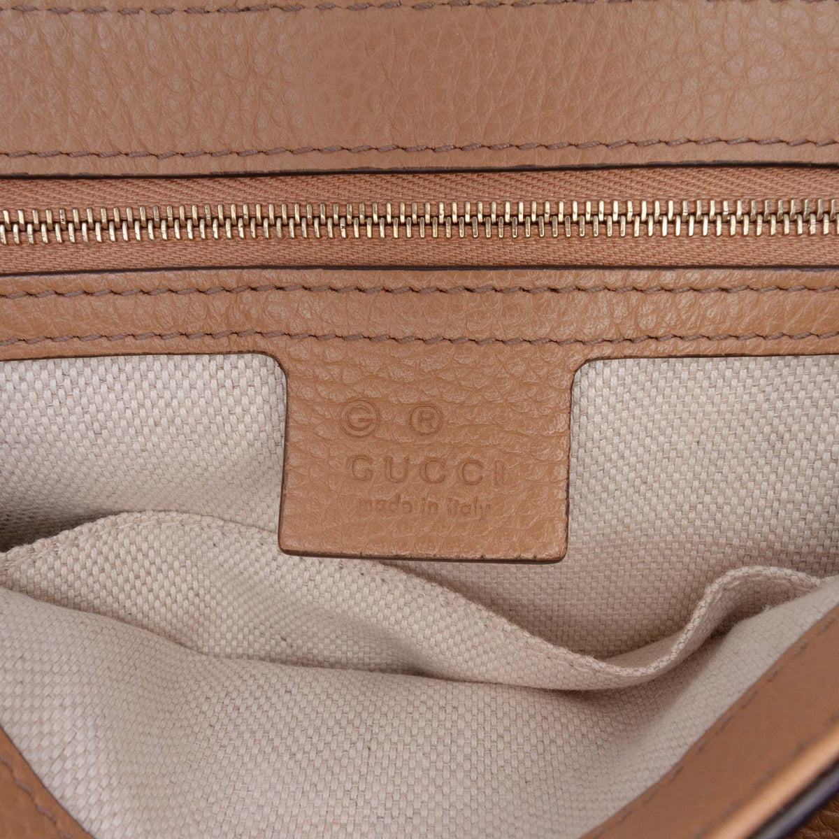 Gucci Medium Calfskin Soho Chain Flap Crossbody
