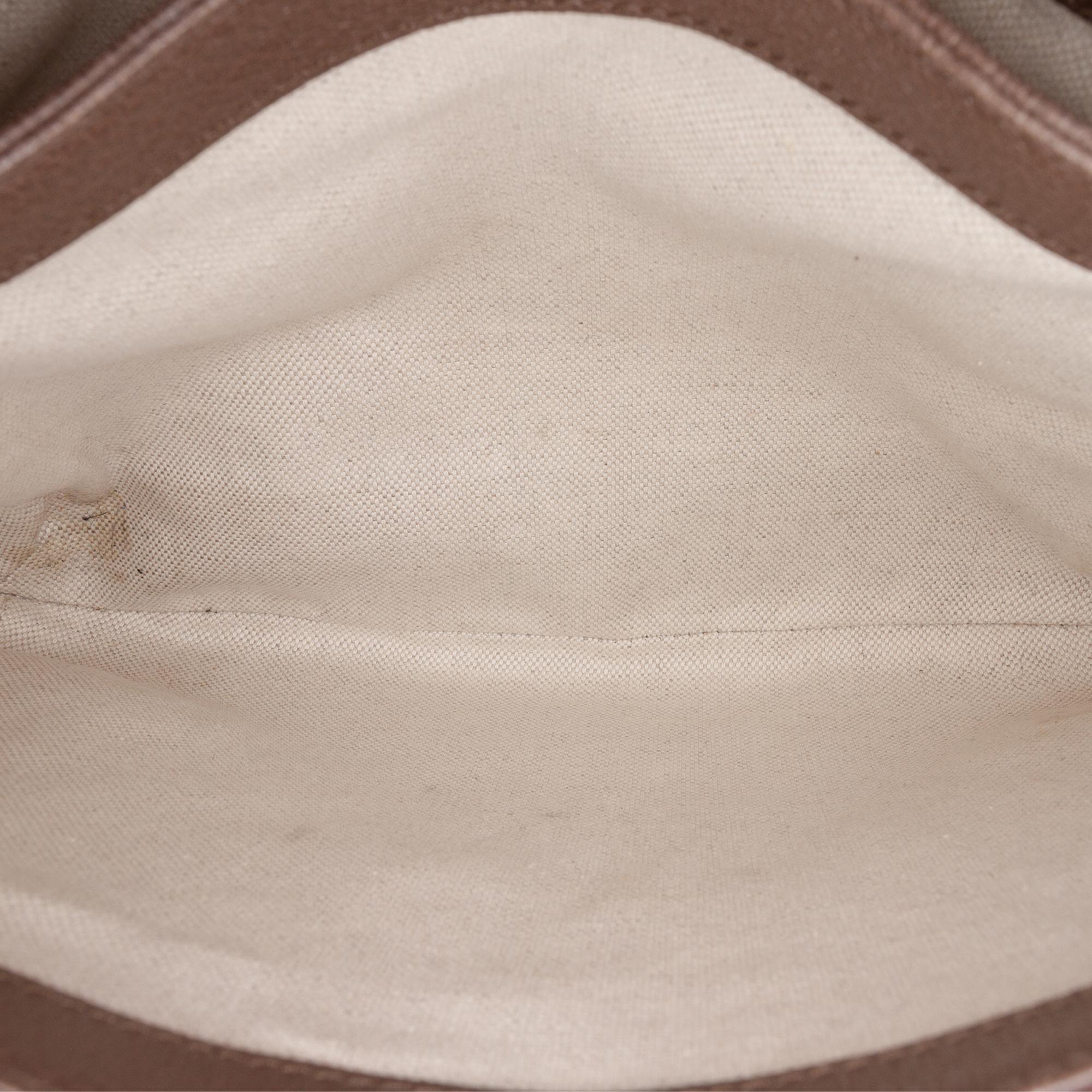 Gucci Medium GG Supreme Blondie Top Handle