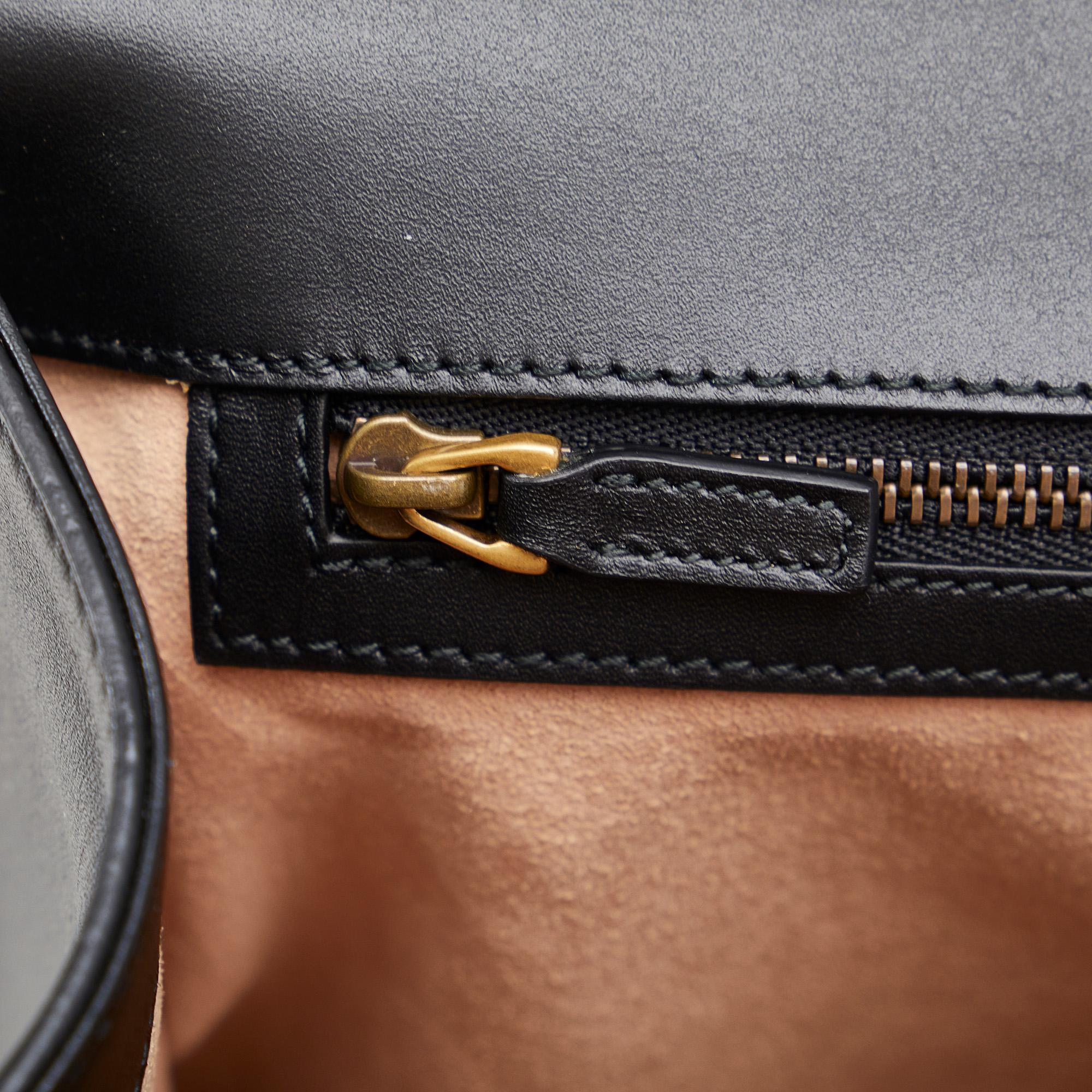 Gucci Medium GG Supreme Osiride Top Handle Bag (SHG-SiBVGy)