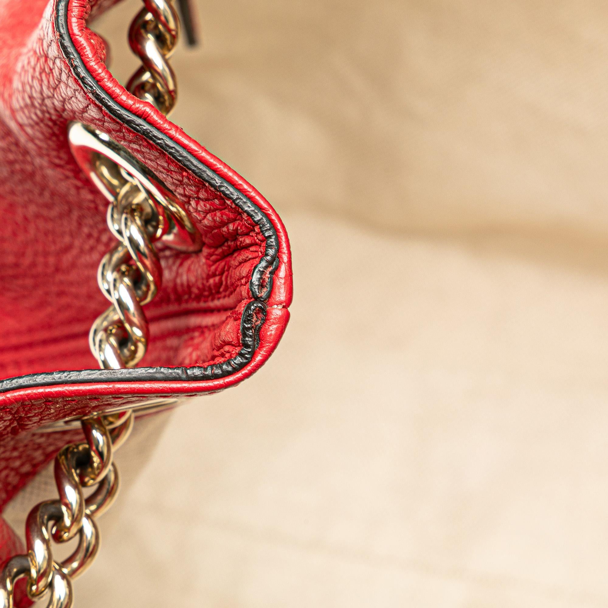Gucci Medium Leather Soho Chain Tote