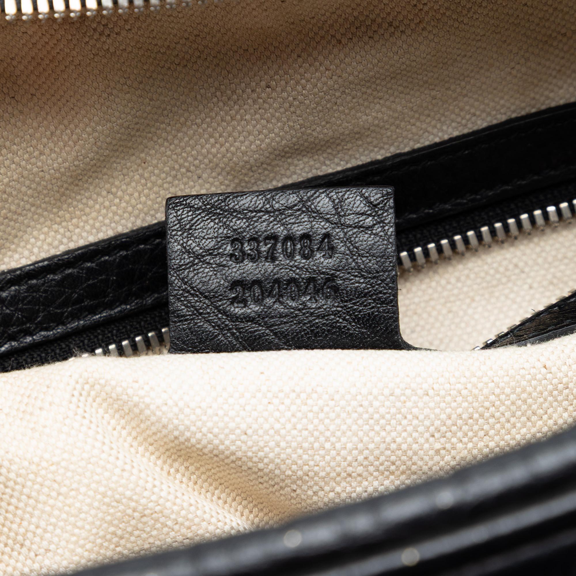 Gucci Medium Pebbled Calfskin Soho Messenger Bag