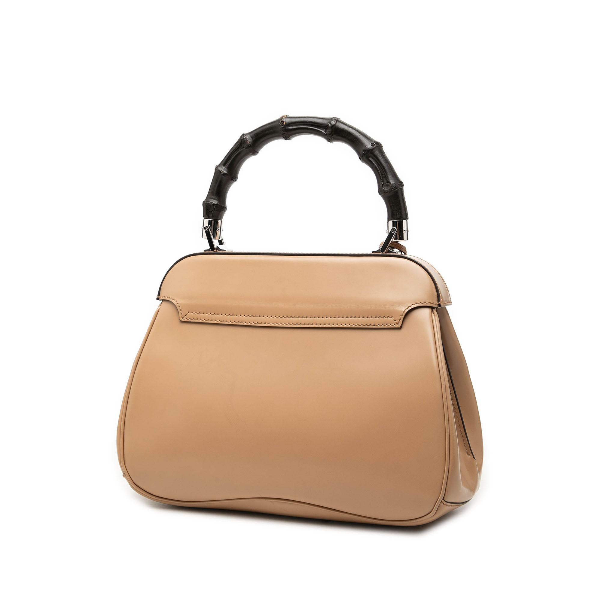 Gucci Medium Smooth Calfskin Bamboo Lady Lock Handbag