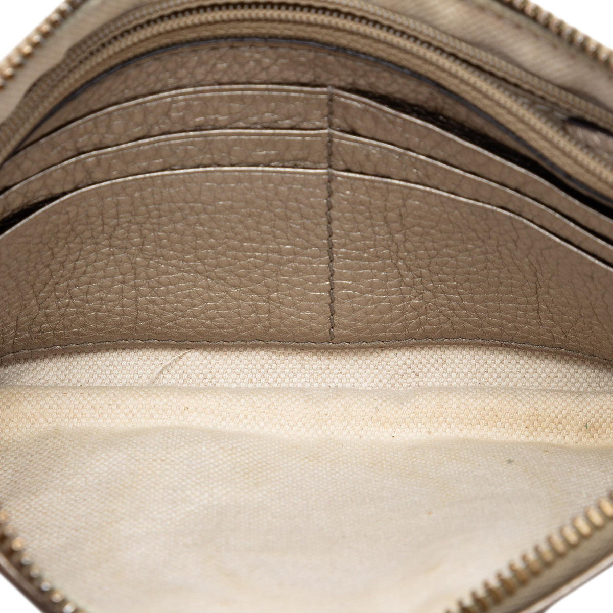 Gucci Metallic Calfskin Soho Wristlet Pouch