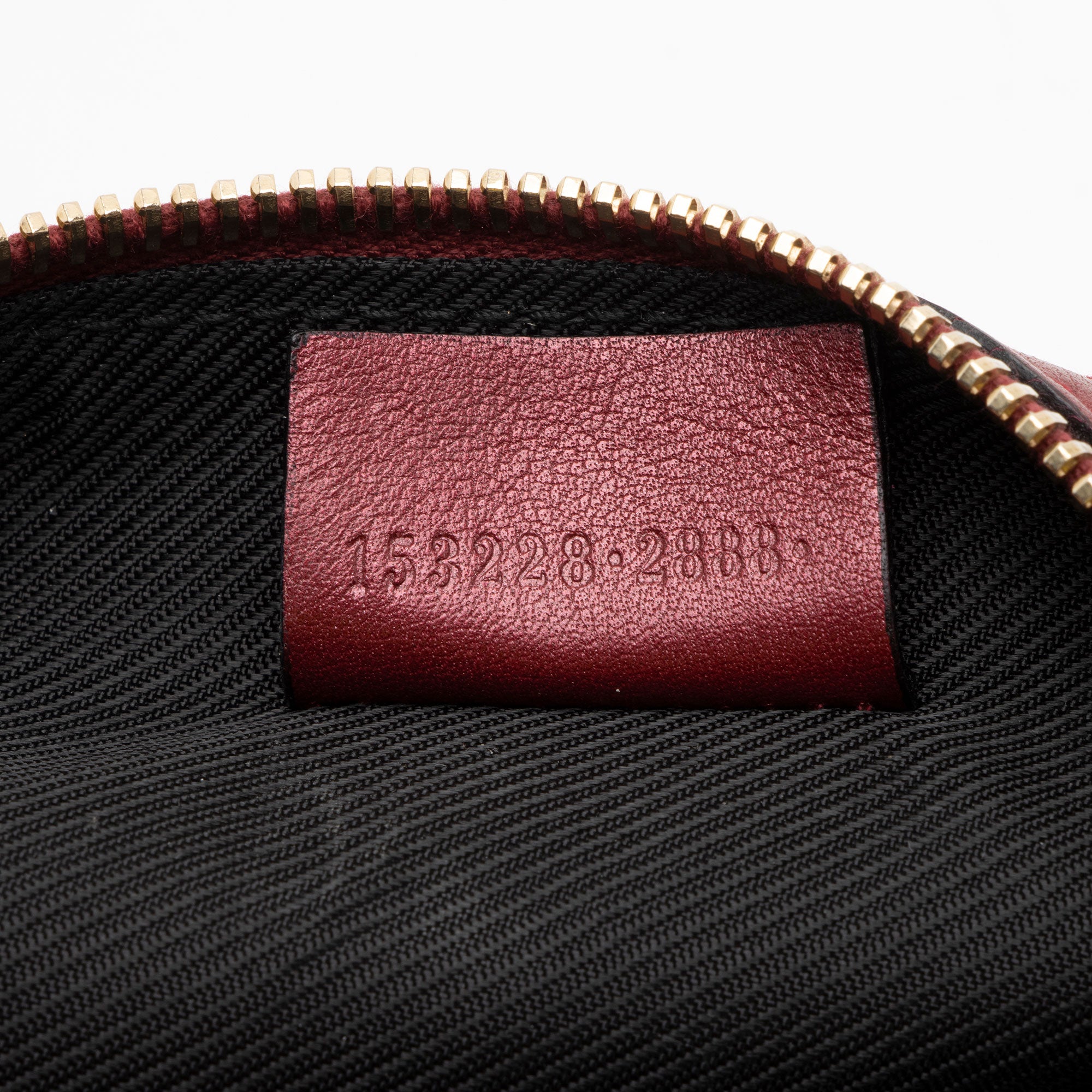 Gucci Metallic Guccissima Leather Cosmetic Case (SHF-GVRdPQ)