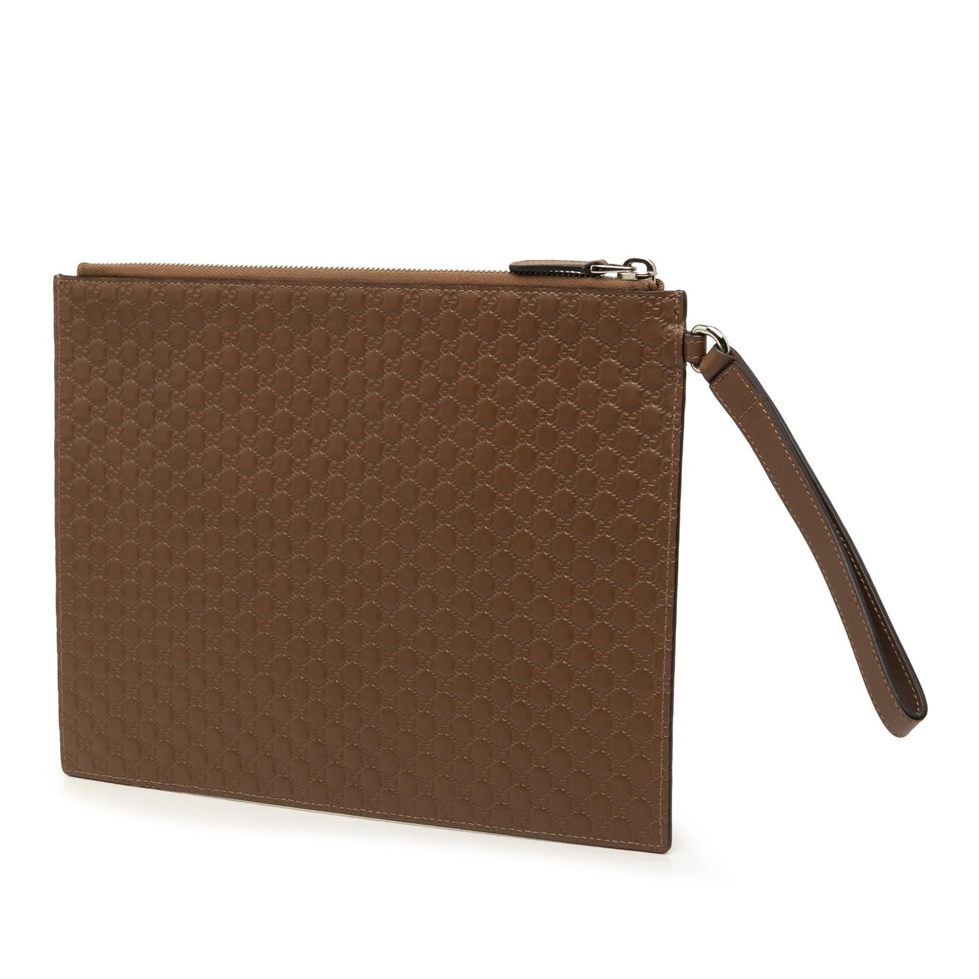 Gucci Microguccissima Clutch
