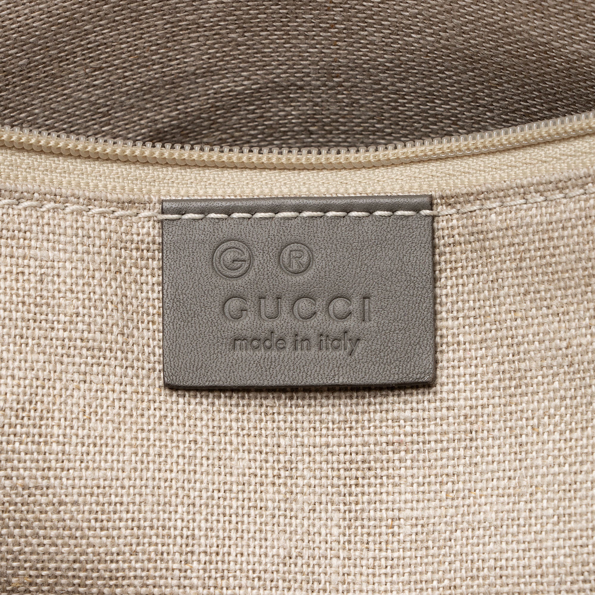 Gucci Microguccissima Leather Joy Small Zip Tote (SHF-KKh5Fm)