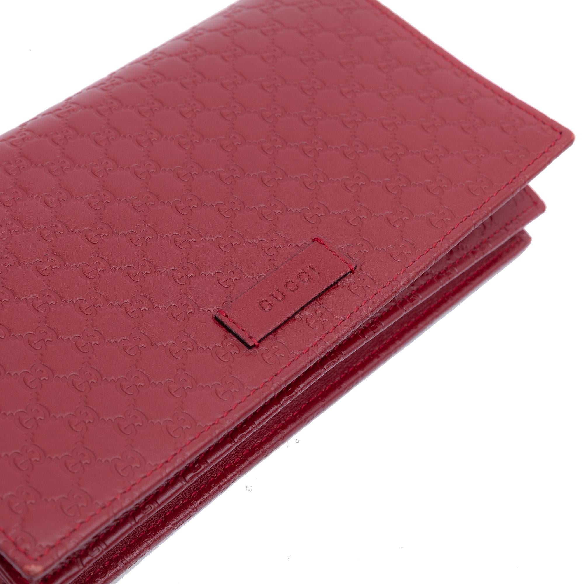 Gucci Microguccissima Wallet on Strap