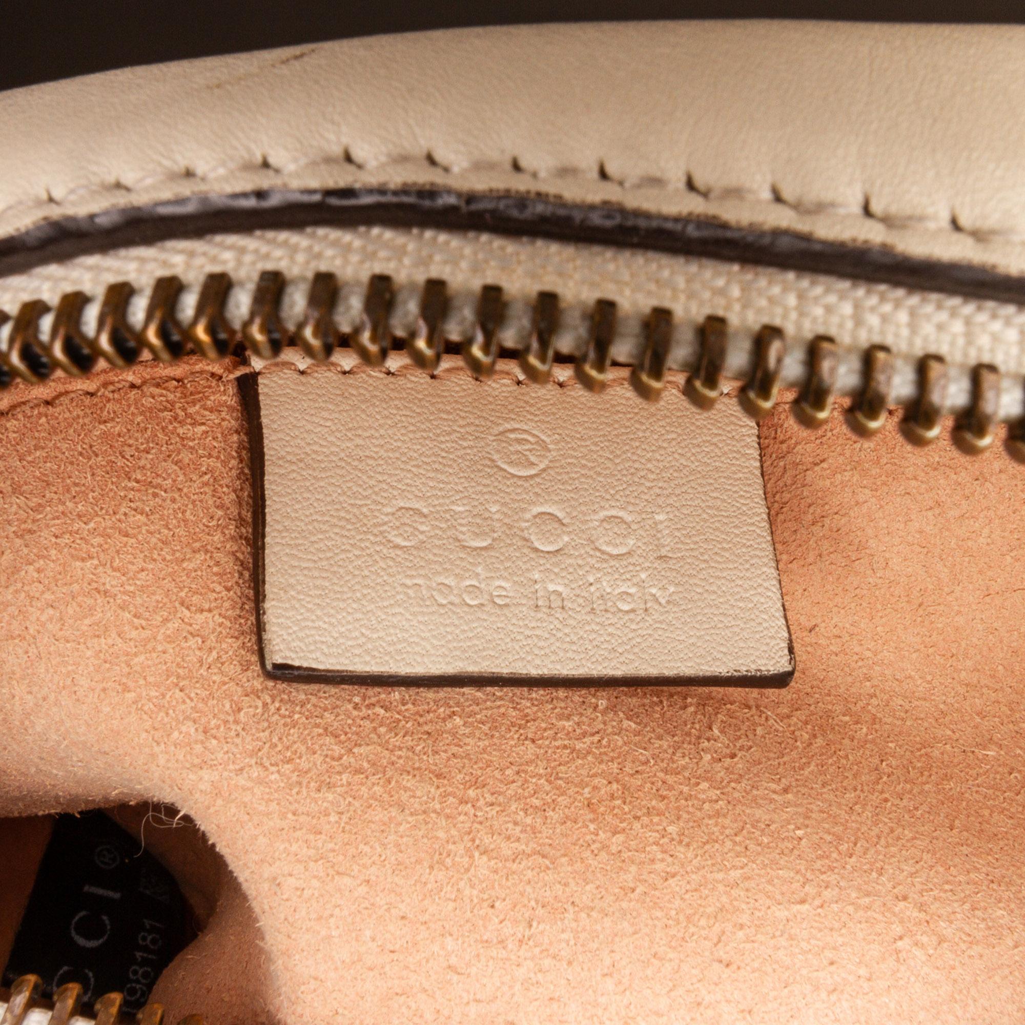 Gucci Mini GG Marmont Matelasse Crossbody (SHG-hPqMcj)