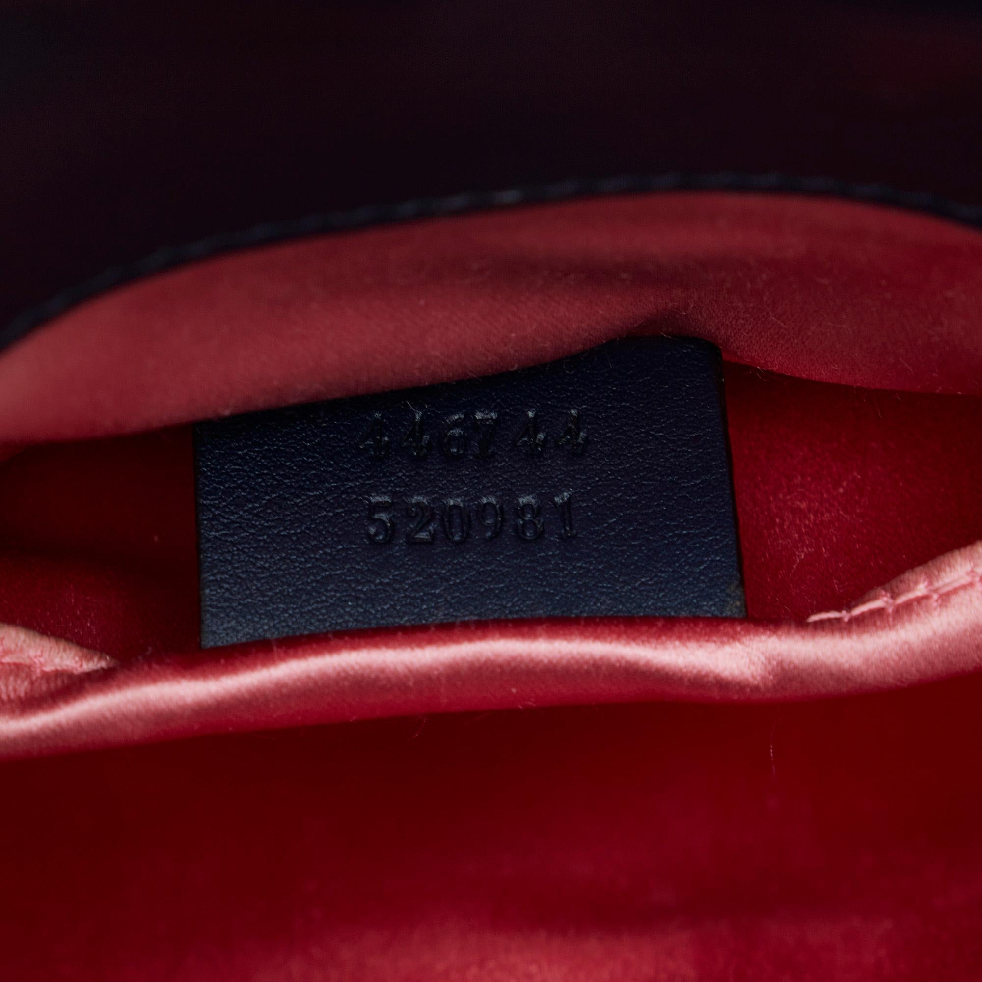 Gucci Mini Pearly GG Marmont Matelasse Shoulder Bag (SHG-MEWHwS)