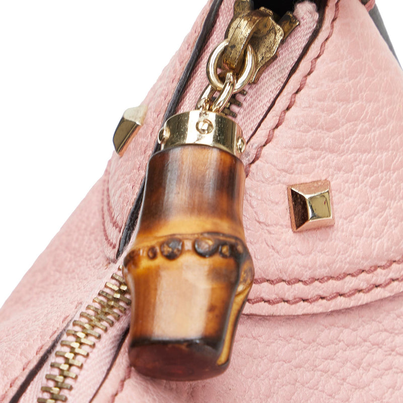 Gucci Nailhead Bamboo Handbag (SHG-InJ5MJ)