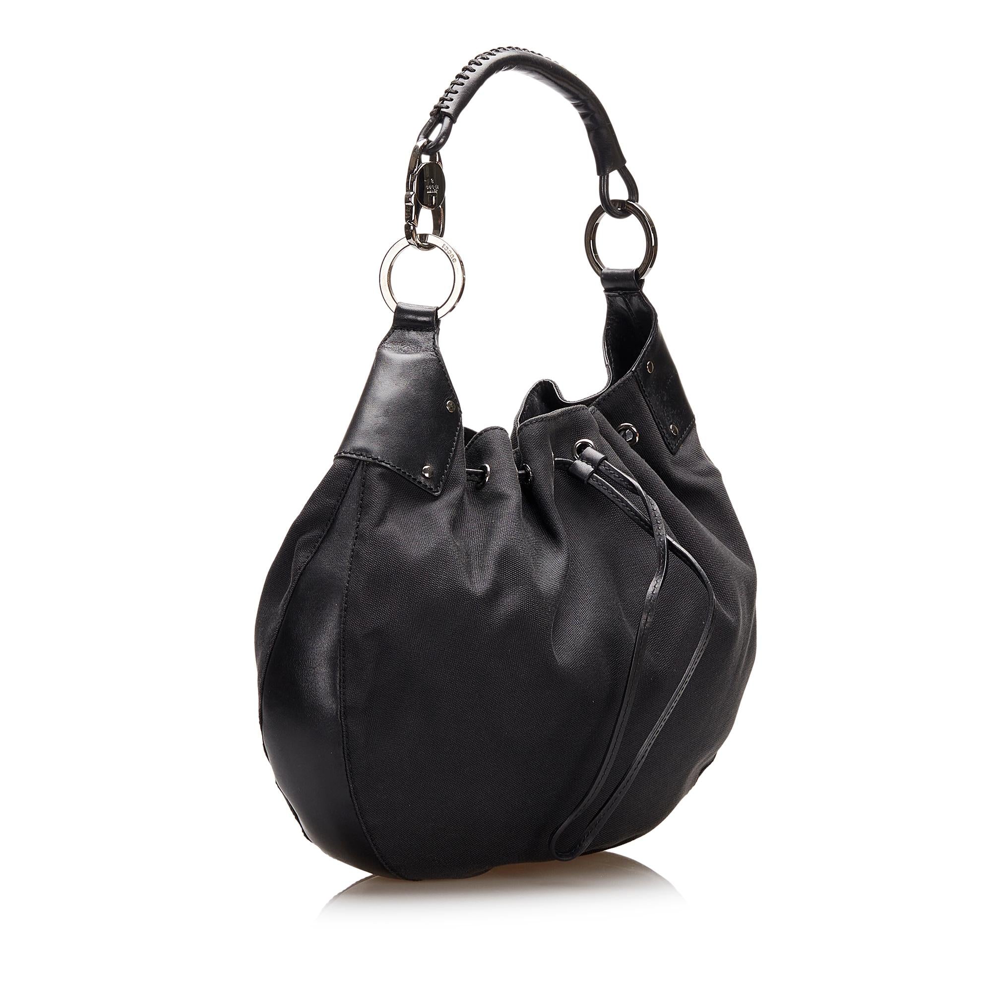 Gucci Nylon Drawstring Hobo Bag (SHG-wMVys5)
