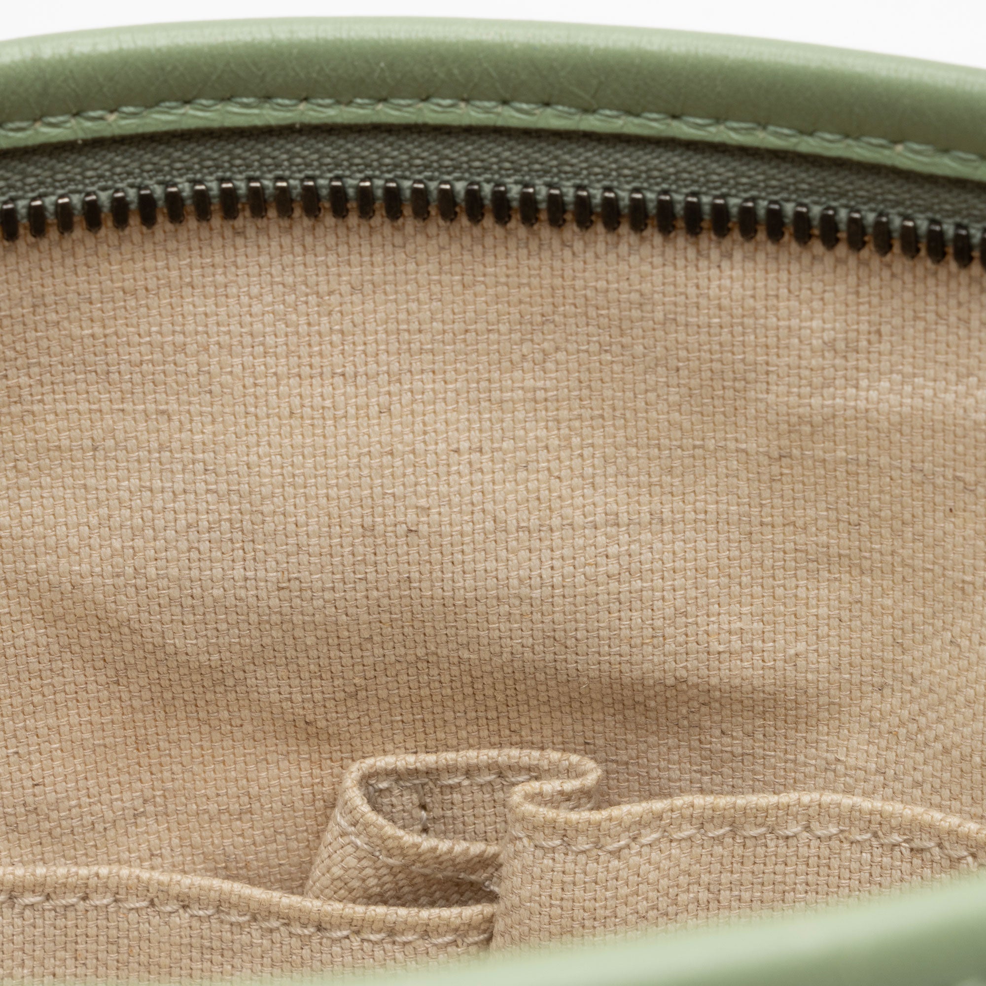 Gucci Nylon Flora Knight Small Tote (SHF-2ID1EO)