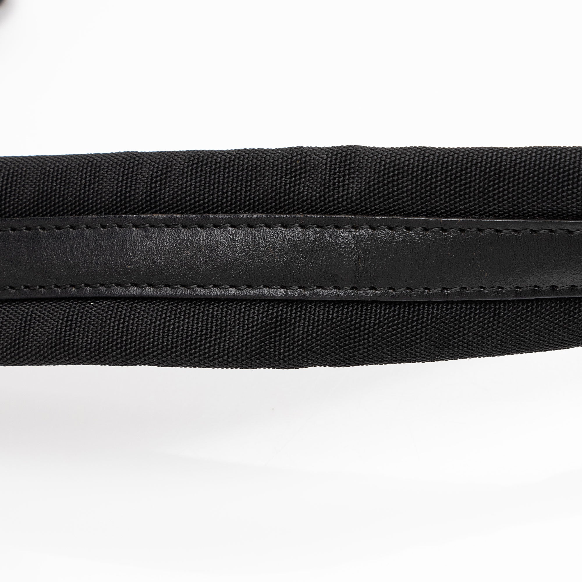 Gucci Nylon Shoulder Bag (SHF-e5Iktp)