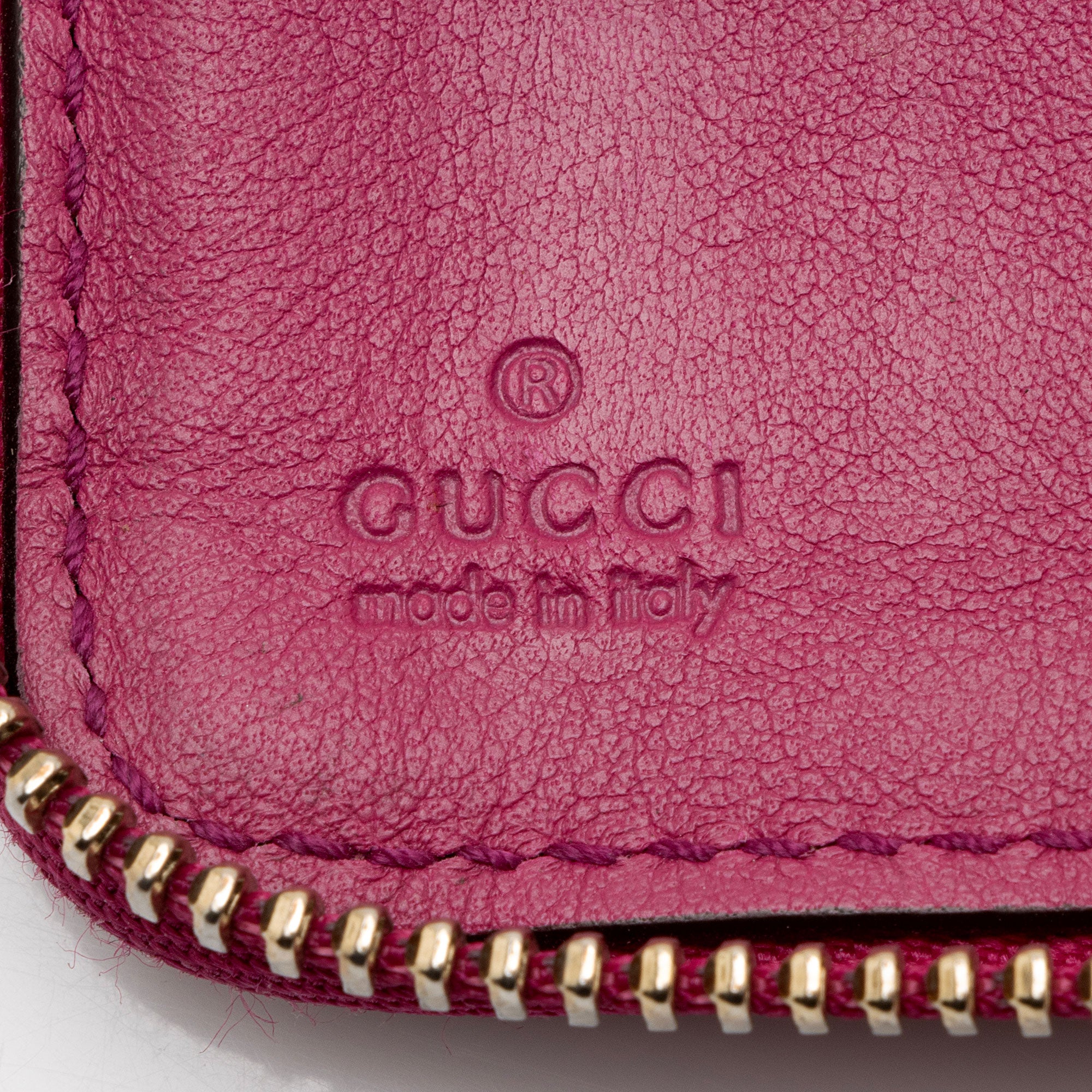 Gucci Patent Leather Soho Travel Zip Around Wallet (SHF-3tKxuo)