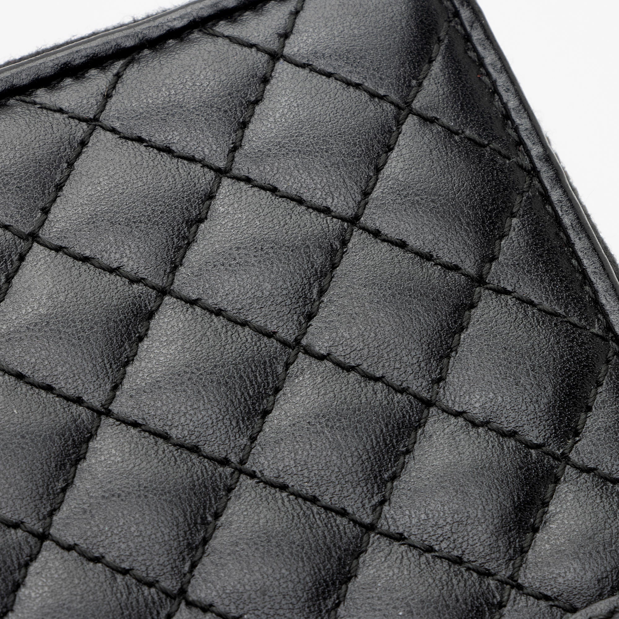 Gucci Quilted Leather Web GG Marmont Zip Around Wallet (SHF-WCiWuL)