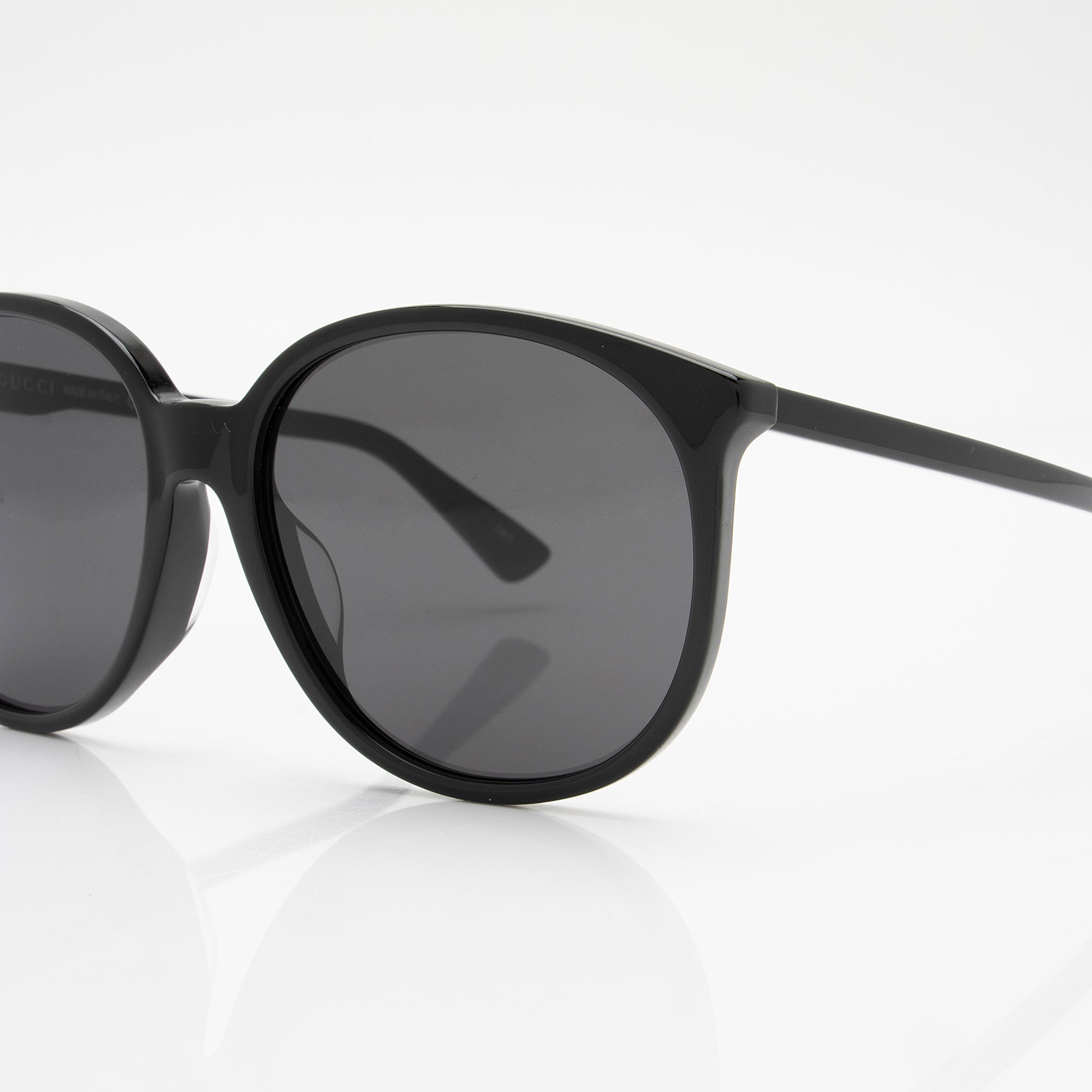 Gucci Round Sunglasses