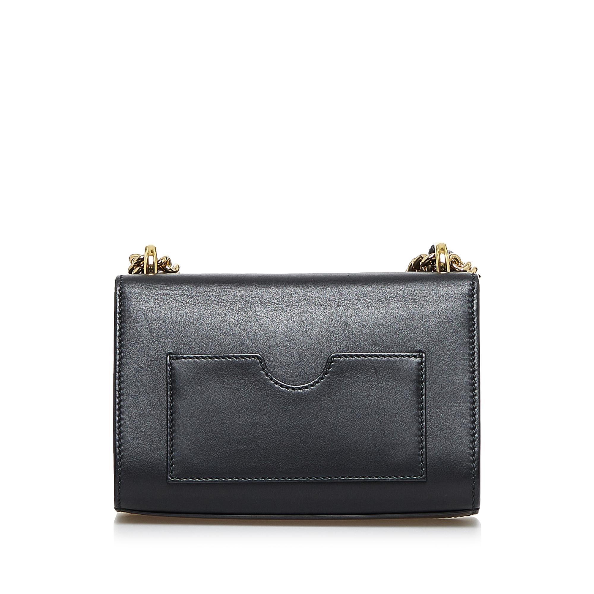 Gucci Small Padlock Shoulder Bag (SHG-zPr367)