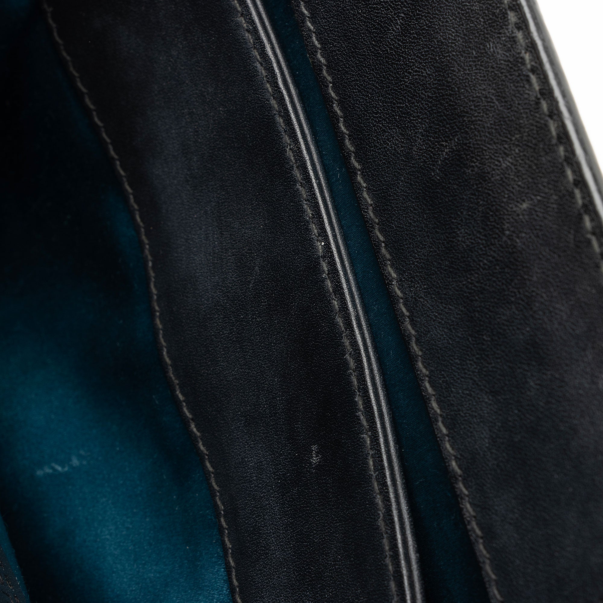 Gucci Suede Ophidia Small Shoulder Bag (SHF-BWJZkP)