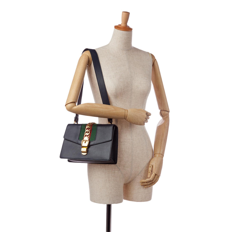 Gucci Sylvie Shoulder Bag SHG 35687 LuxeDH