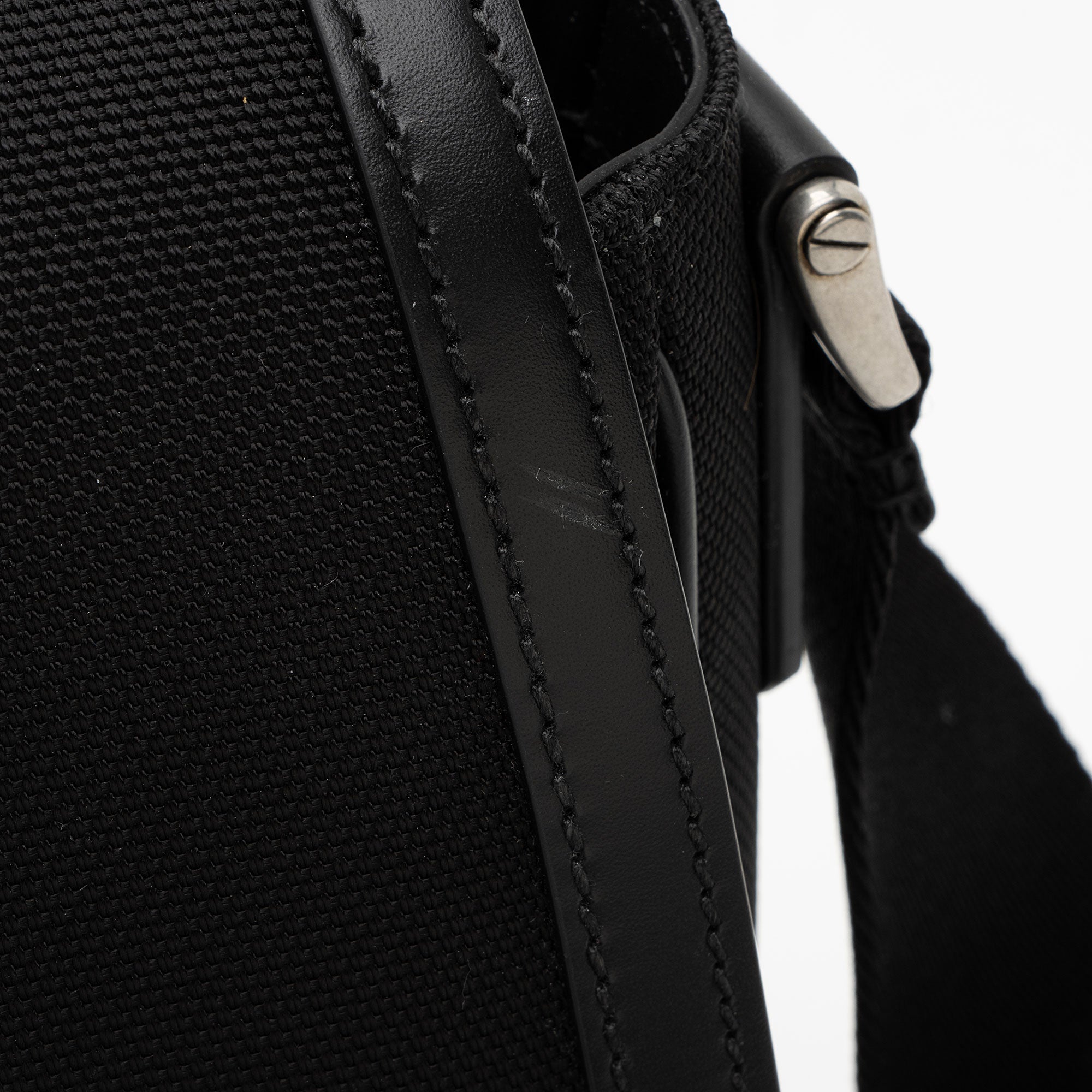 Gucci Techno Canvas Web Flap Messenger Bag (SHF-TK0IAS)