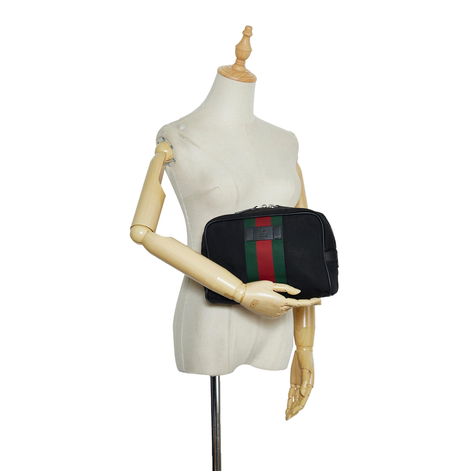 Gucci Techno Web Clutch (SHG-aAsl22)