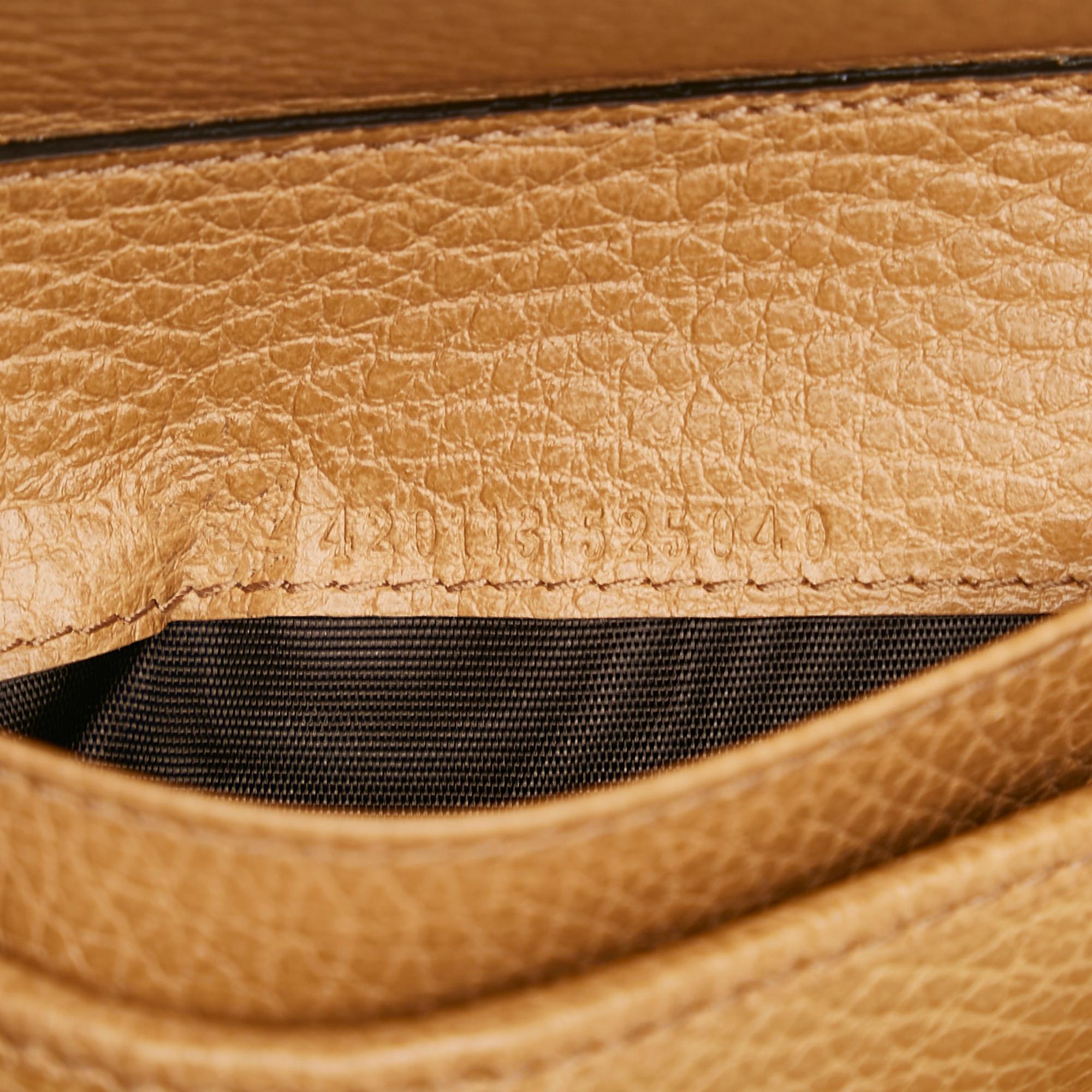 Gucci Zip Around Leather Wallet (SHG-37603)