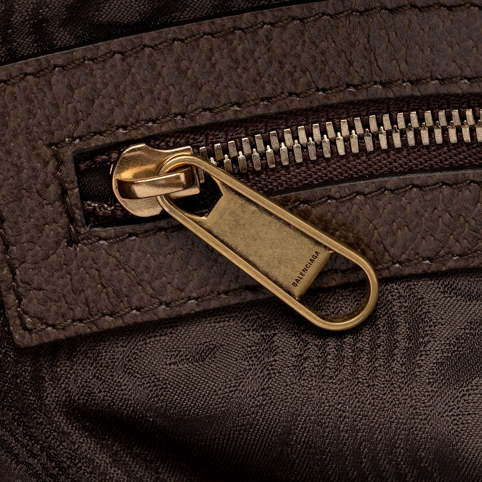 Gucci x Balenciaga GG Supreme The Hacker Project Graffiti Duffle Bag (SHF-qGpKTv)