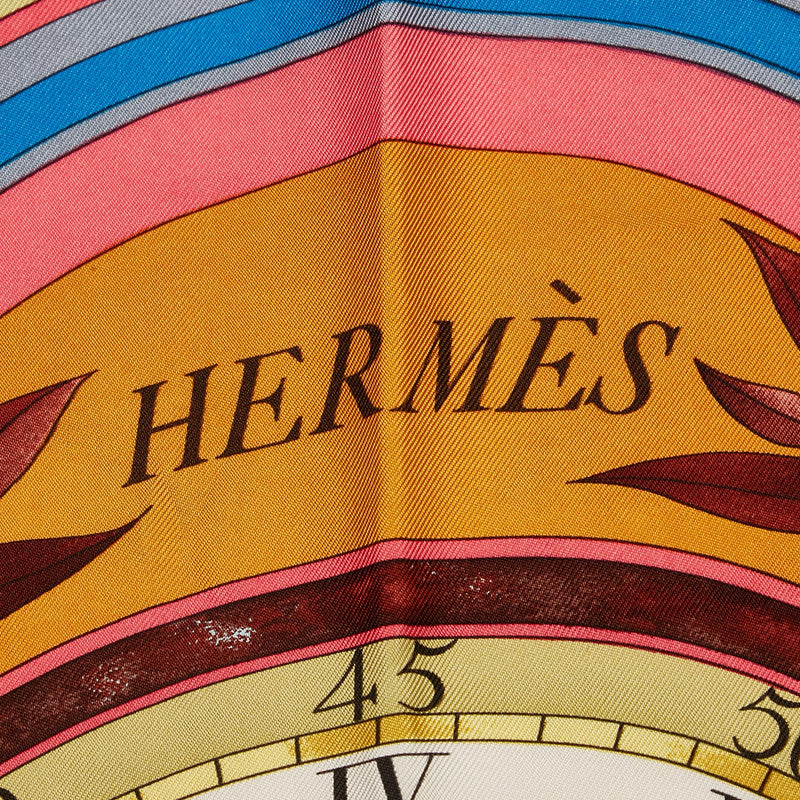 Hermes Parmi les Fleurs Je Compte les Heurs Silk Scarf (SHG-PavMXW)