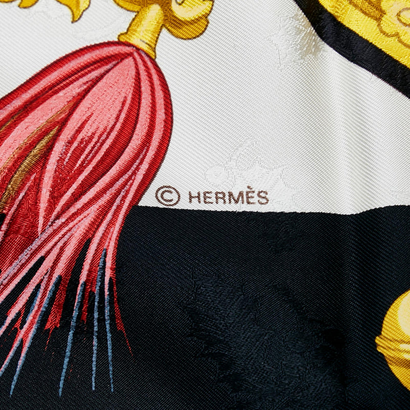Hermes Plumes et Grelots Jacquard Silk Scarf (SHG-lPeABF)