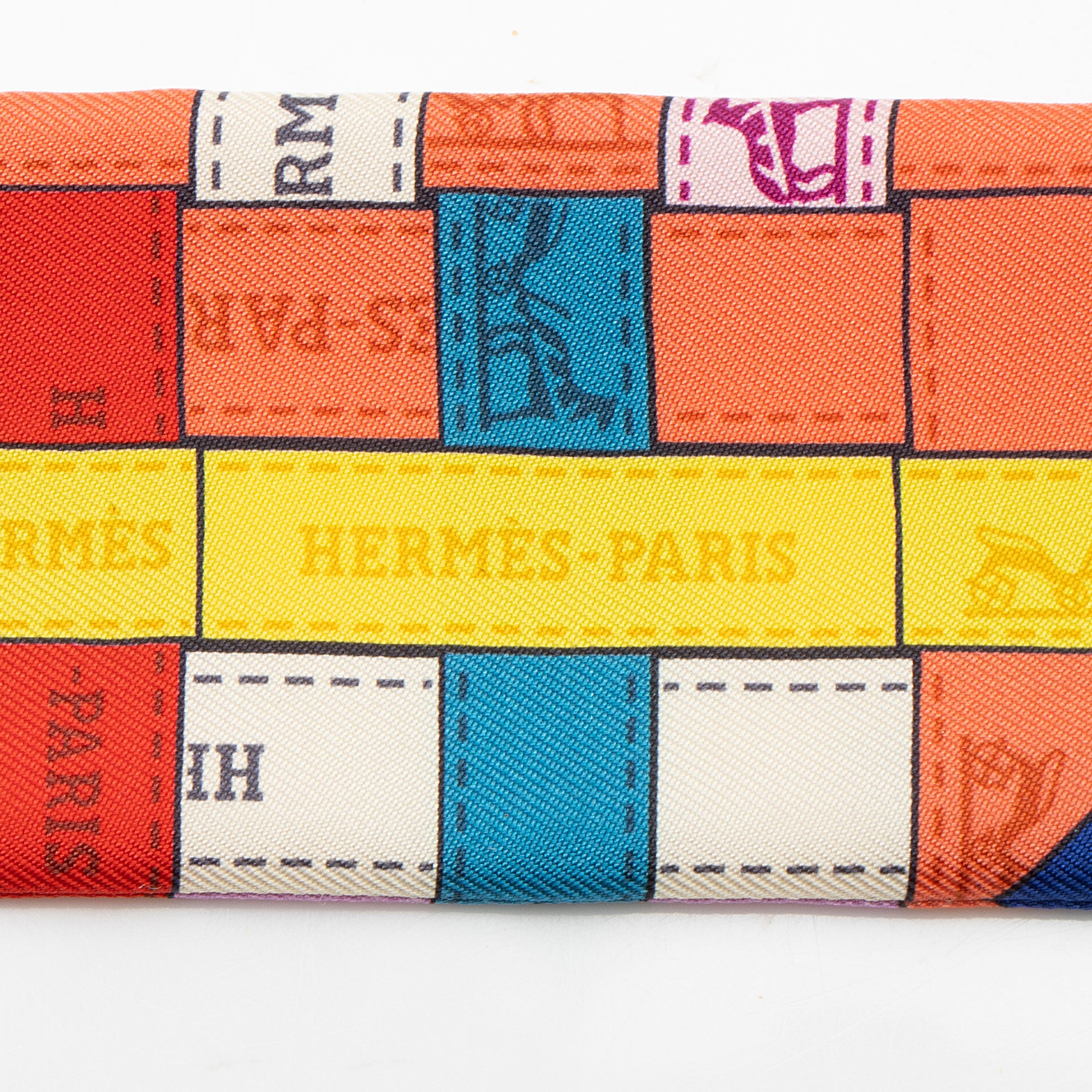 Hermes Silk Bolduc Au Carre Twilly Scarf